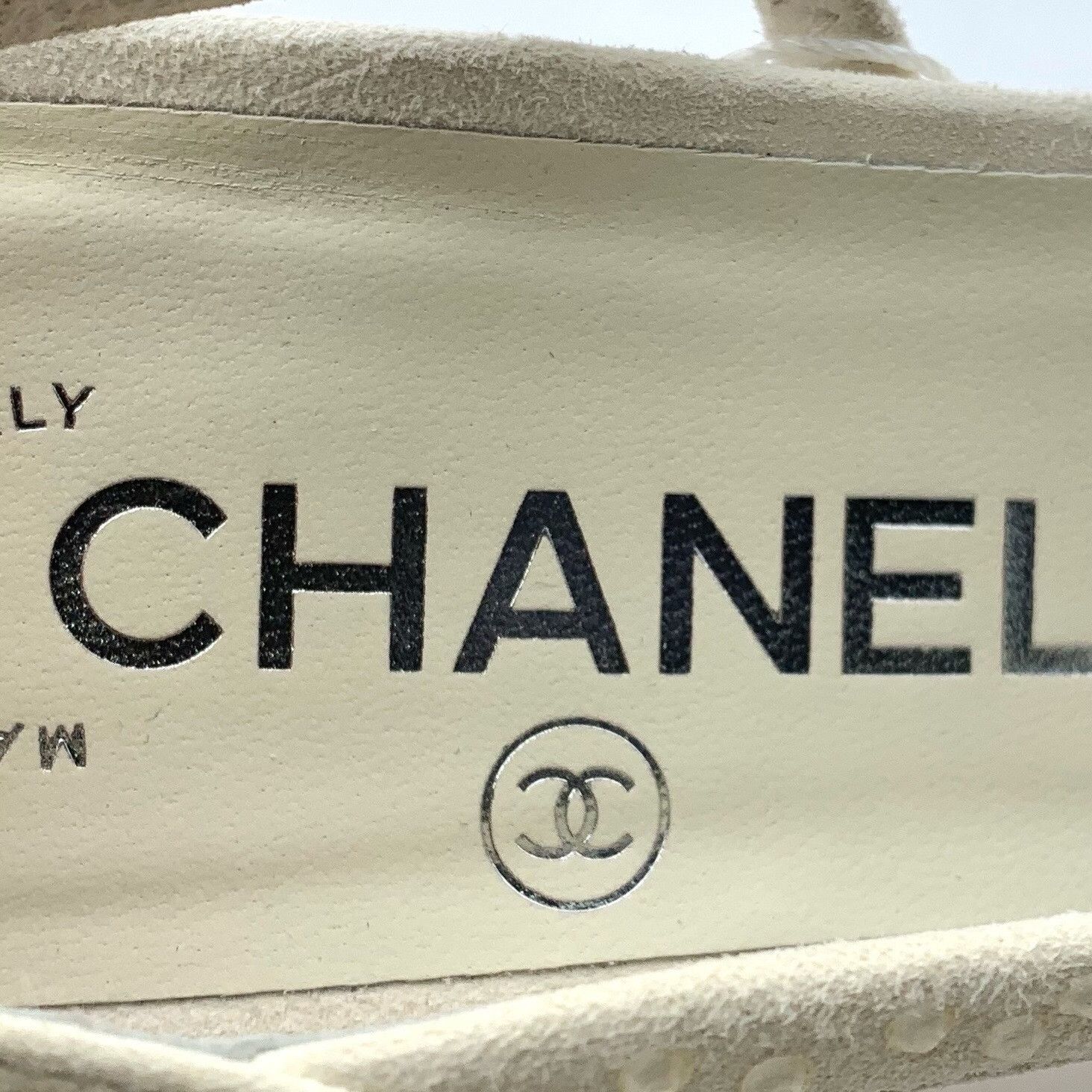 Chanel Chanel Sequin Camellia Slingback Heels 38C Size US 8 / IT 38 - 8 Thumbnail