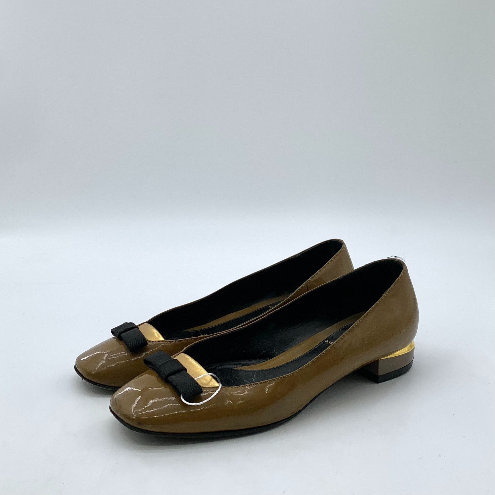 Fendi Fendi Bow Patent Leather Flats Size 35.5 Size US 5.5 / IT 35.5 - 2 Thumbnail