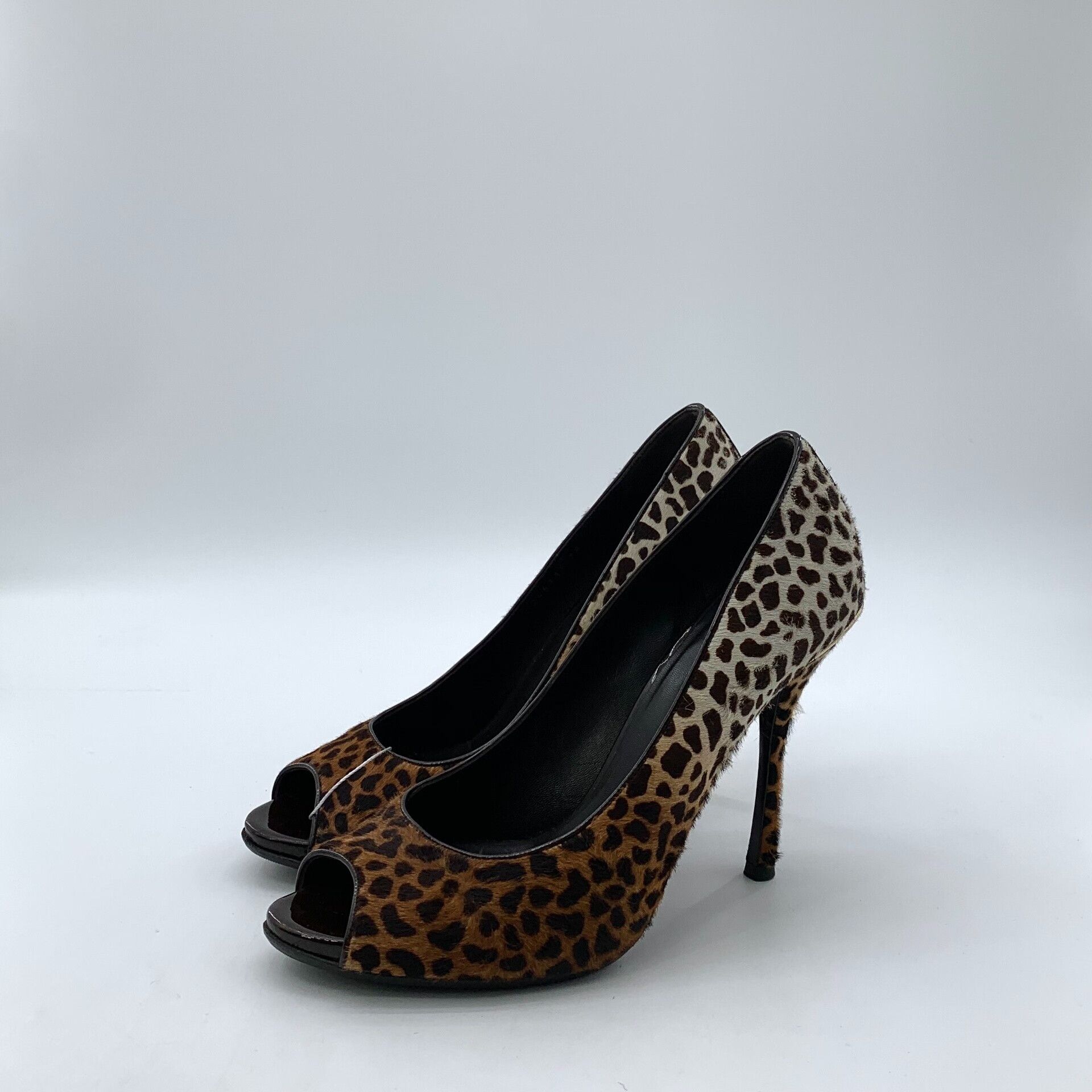 Gucci Gucci Leopard Print Peep Toe Heels 38.5 Size US 8.5 / IT 38.5 - 2 Thumbnail