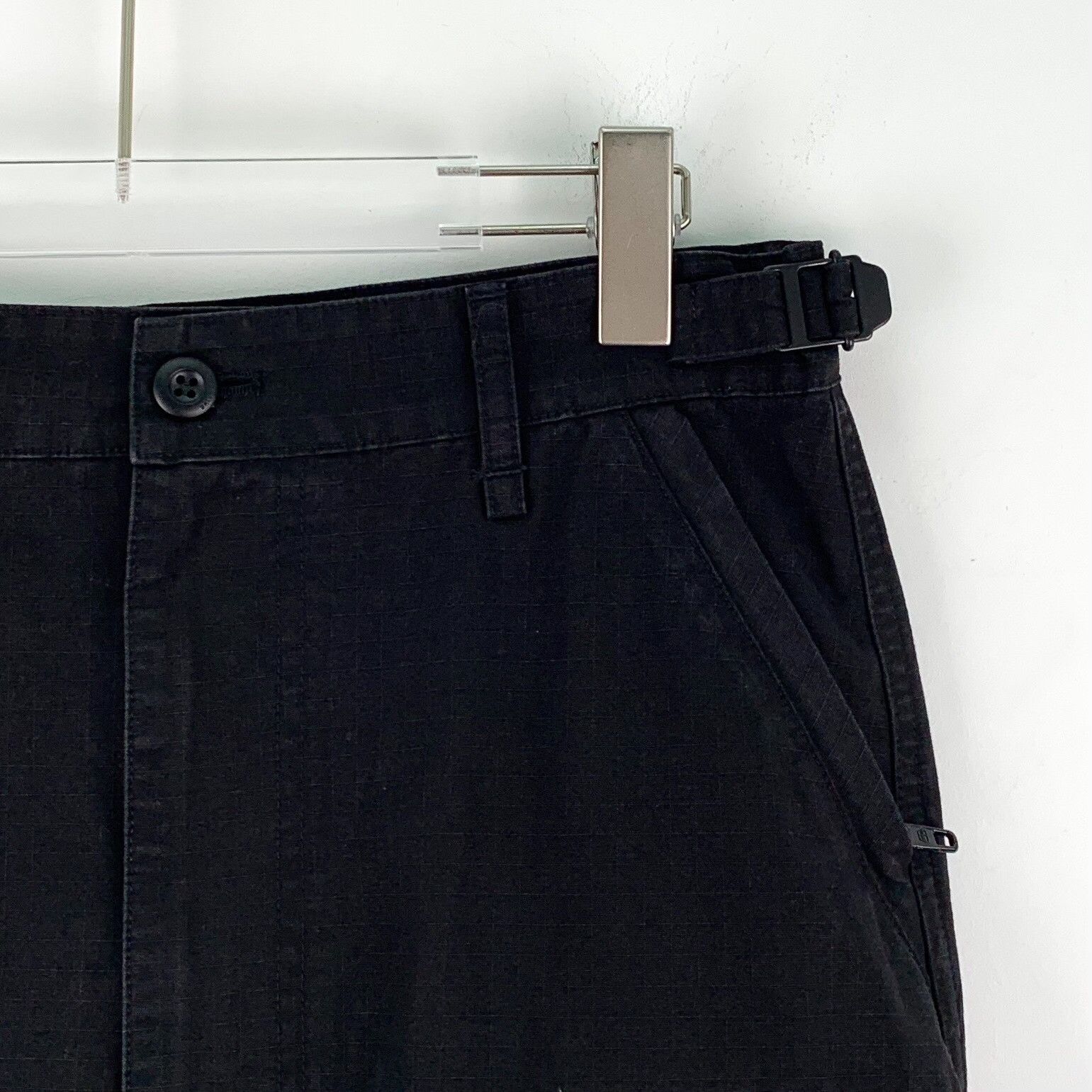 Balenciaga Balenciaga Black Cotton Cargo Mini Skirt FR 38 Size 27" / US 4 / IT 40 - 4 Thumbnail