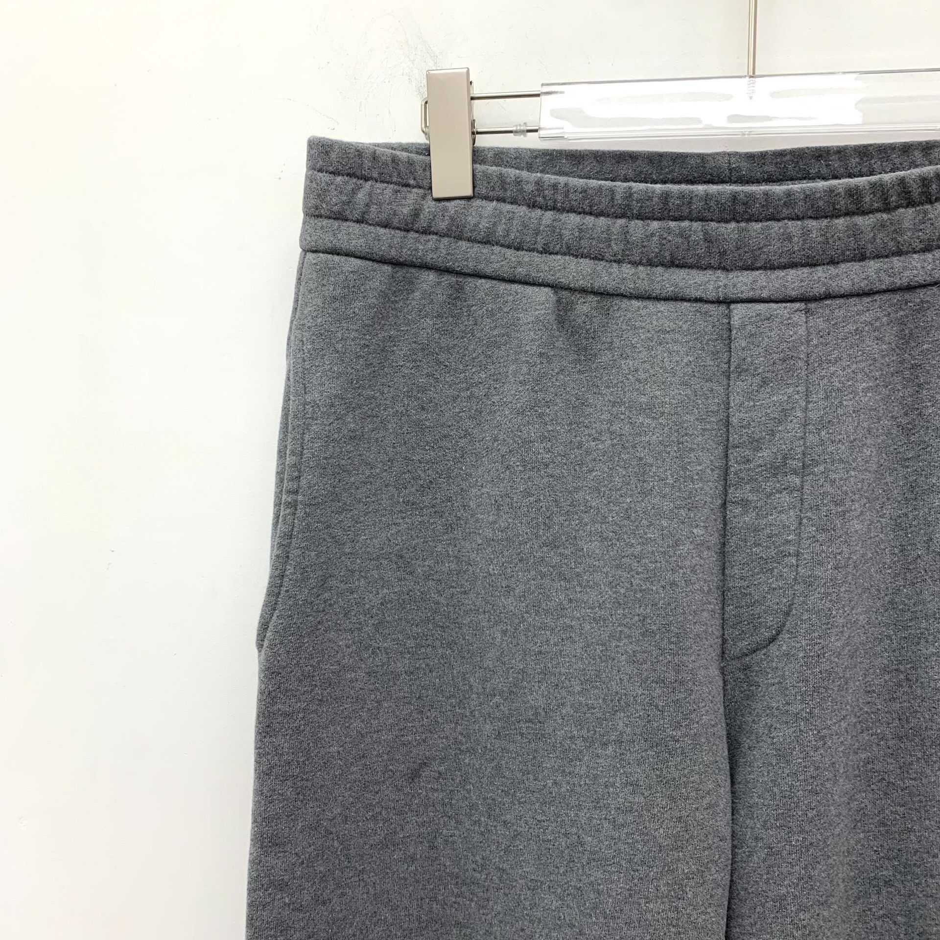 Moncler Moncler Logo Patch Cotton Sweatpants Size M Size US 32 / EU 48 - 4 Thumbnail