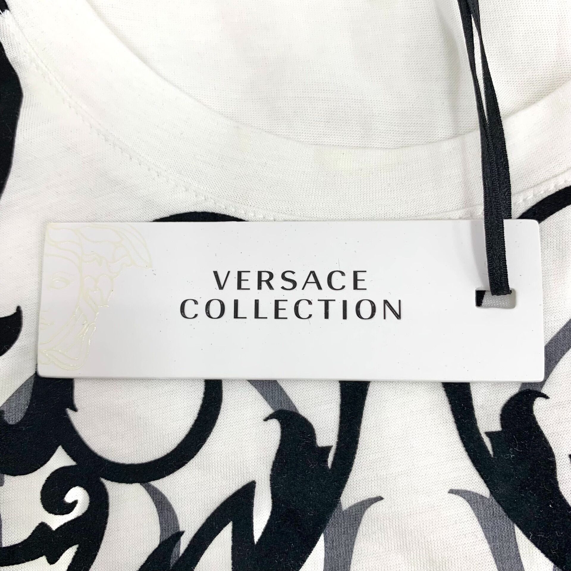 Versace Versace Baroque Print Cotton T-Shirt Size S Size US S / EU 44-46 / 1 - 7 Thumbnail