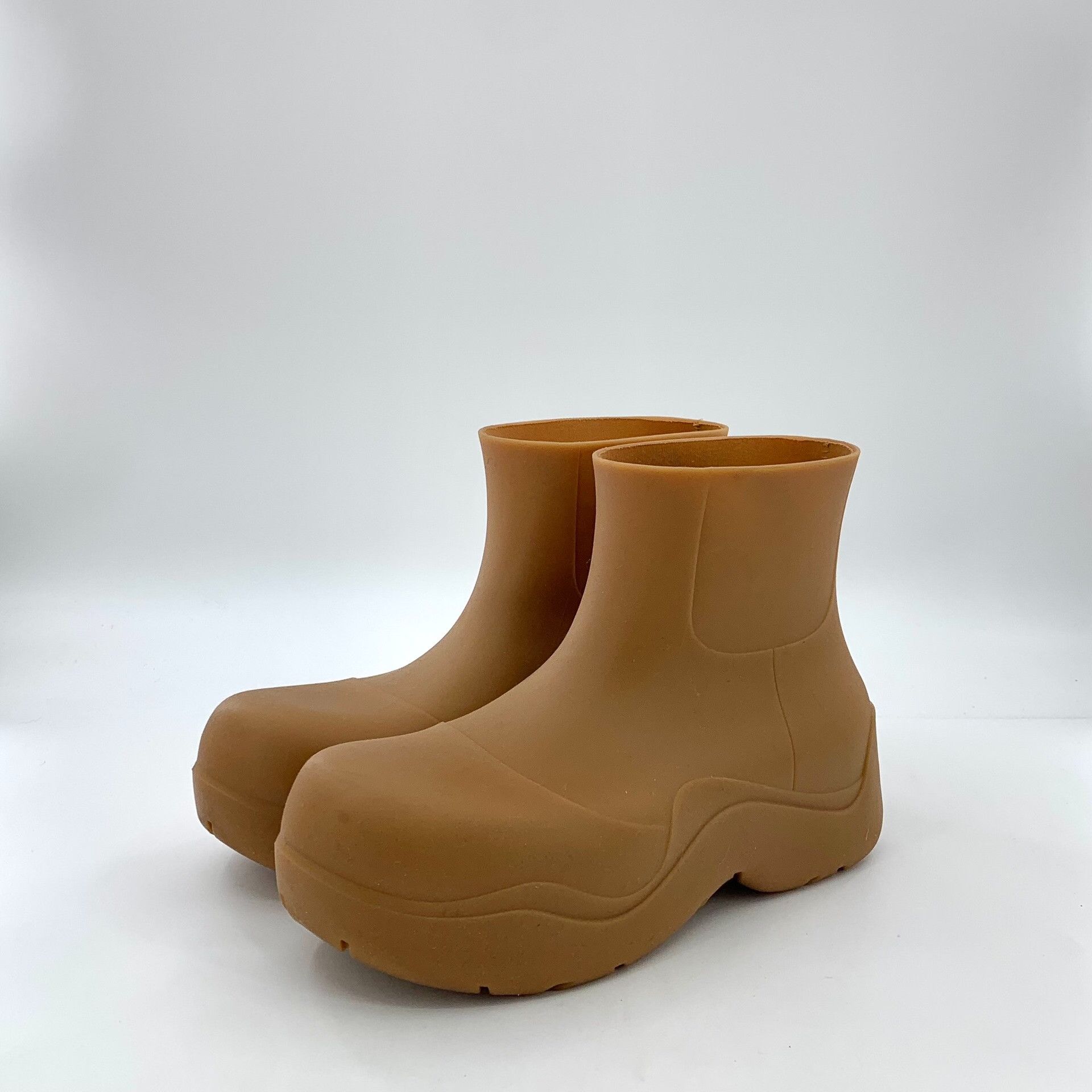 Bottega Veneta Bottega Veneta Orange Puddle Boots Size 41 Size US 8 / EU 41 - 2 Thumbnail