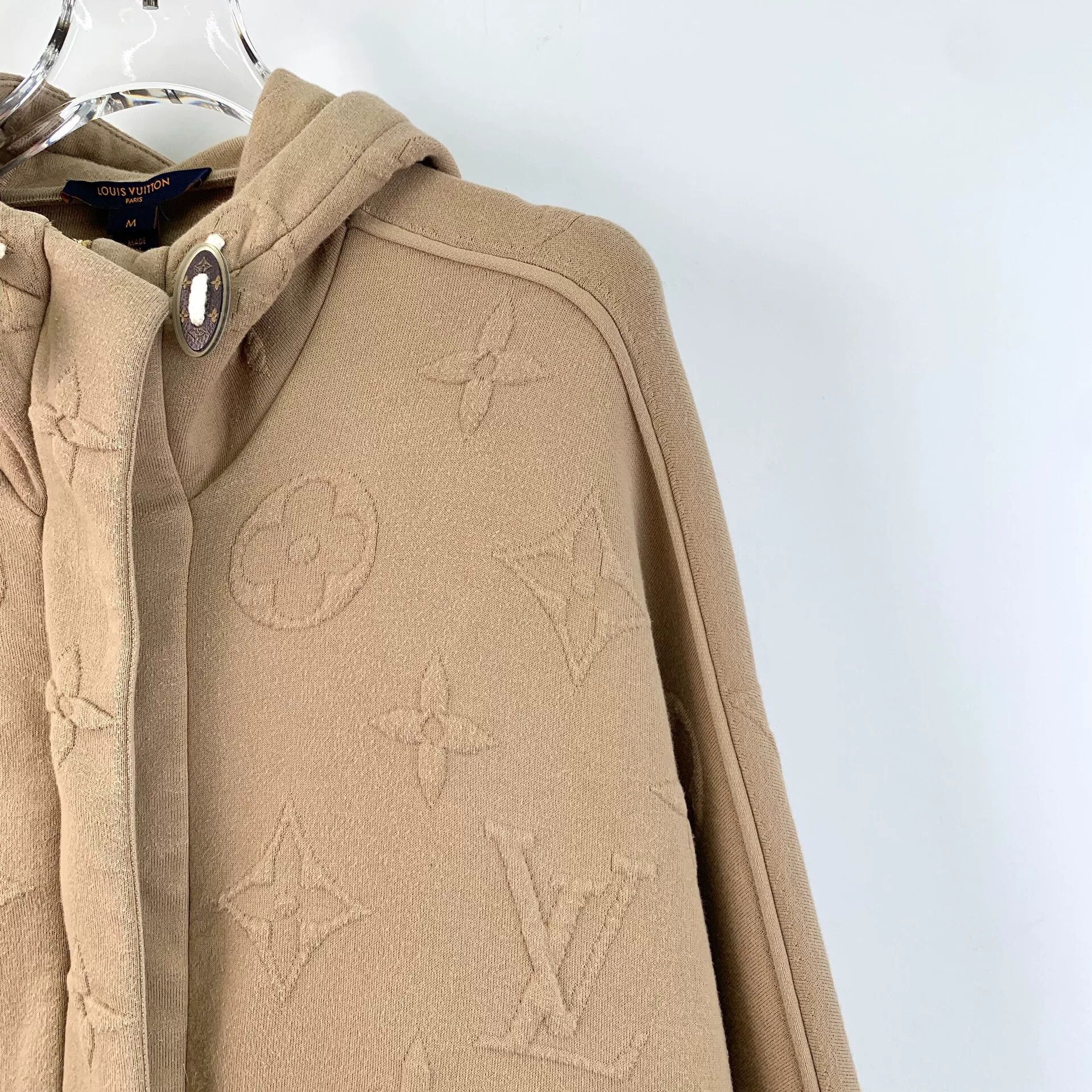 Louis Vuitton Louis Vuitton Monogram Embossed Hooded Coat M Size M / US 6-8 / IT 42-44 - 4 Thumbnail