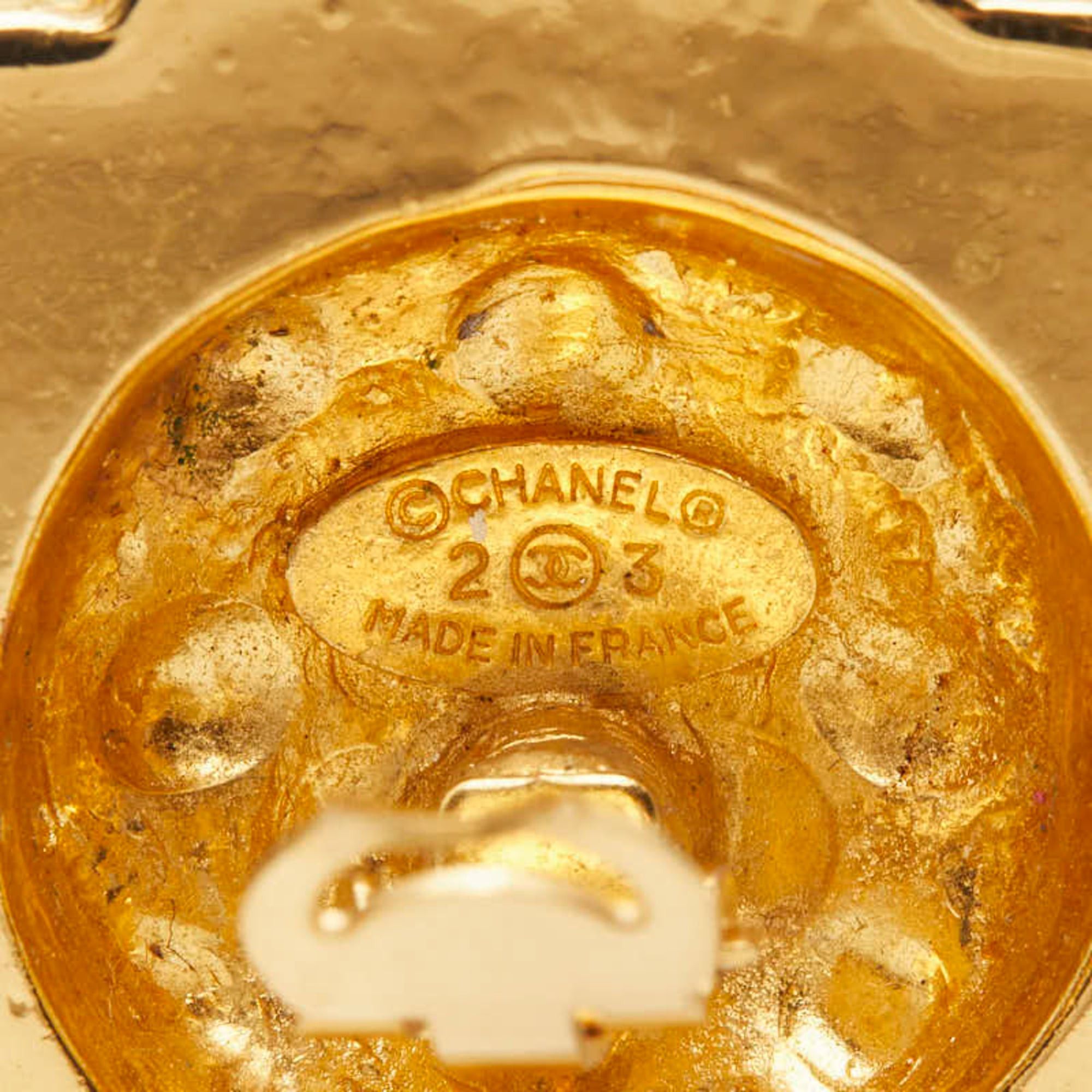 Chanel Chanel Matelassé Coco Mark Vintage Earring (Single Earring) Gold Faux Pearl Plated CHANEL Size ONE SIZE - 3 Thumbnail
