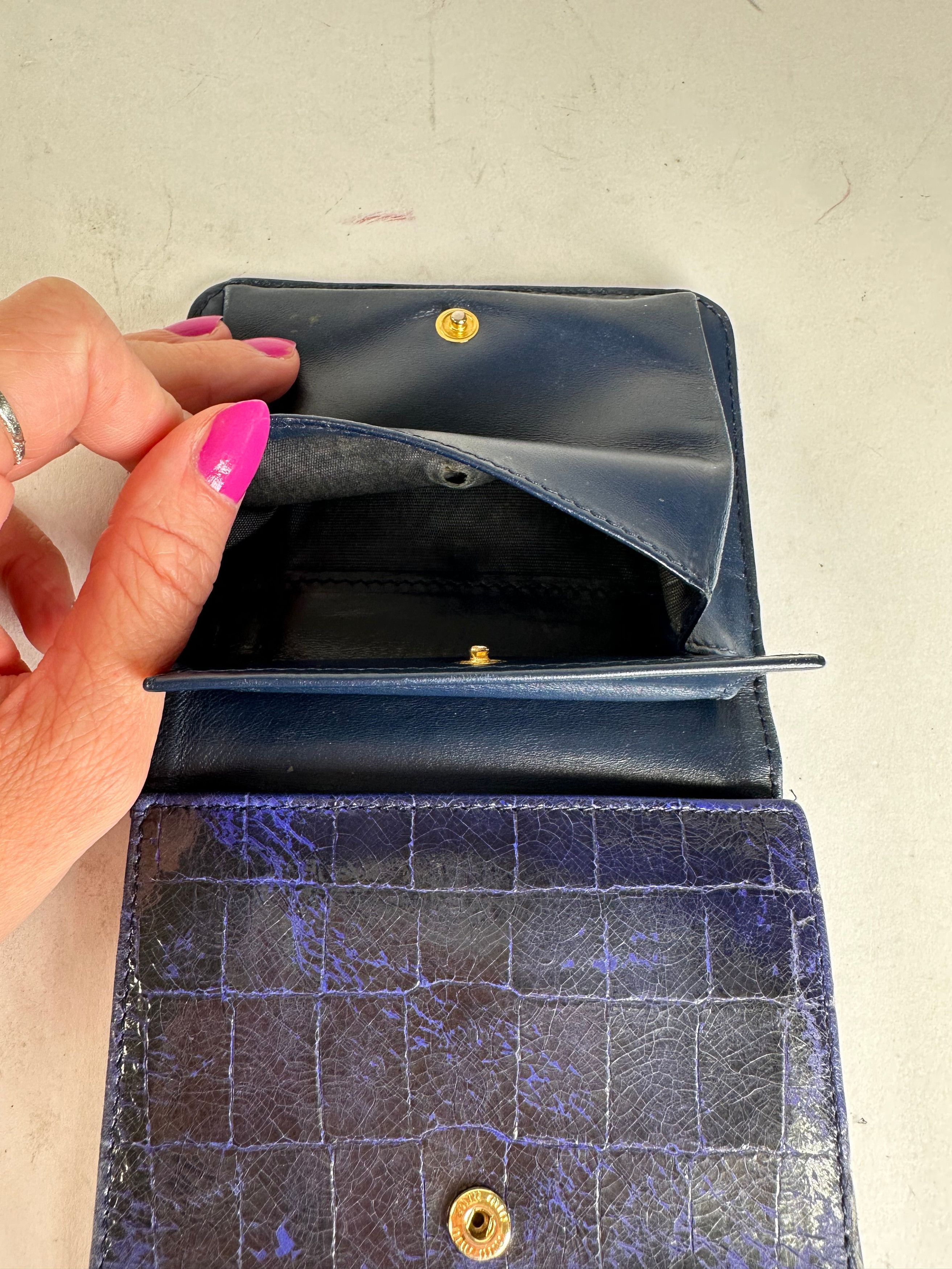 Miu Miu Vintage Croco-Embossed Compact Wallet Blue Size ONE SIZE - 5 Thumbnail