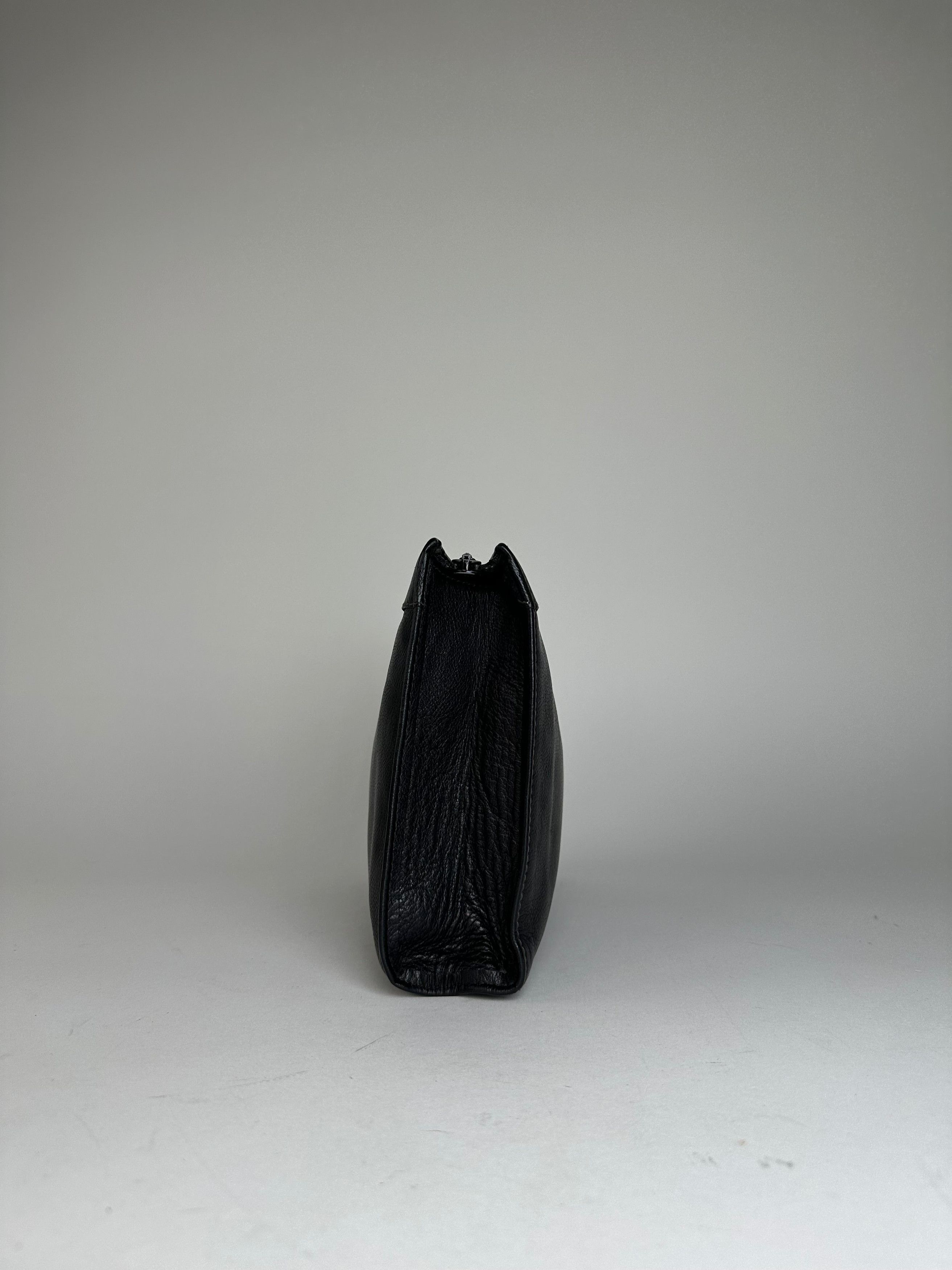 Givenchy Vintage Leather Clutch Black Size ONE SIZE - 3 Thumbnail