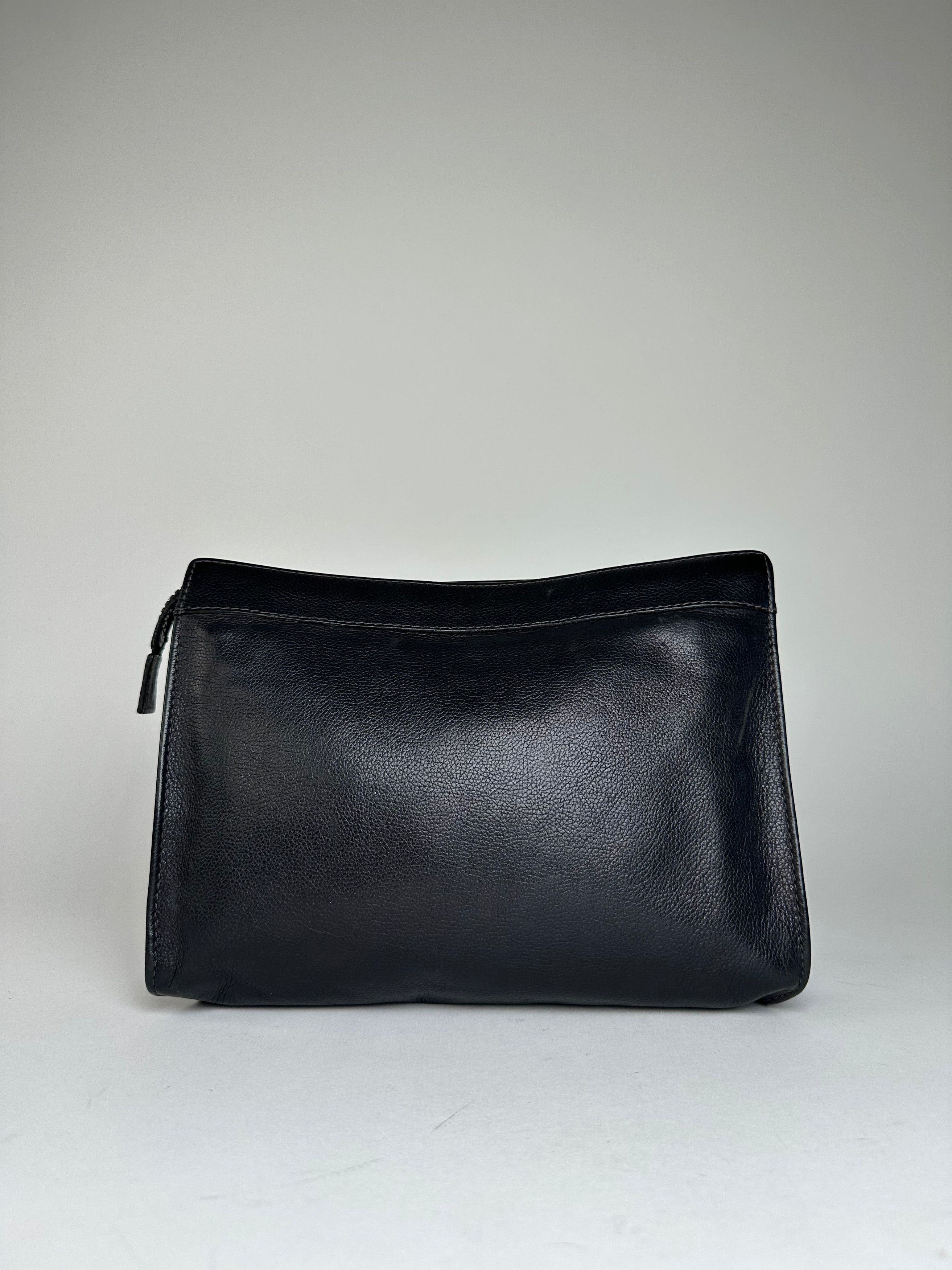 Givenchy Vintage Leather Clutch Black Size ONE SIZE - 9 Thumbnail