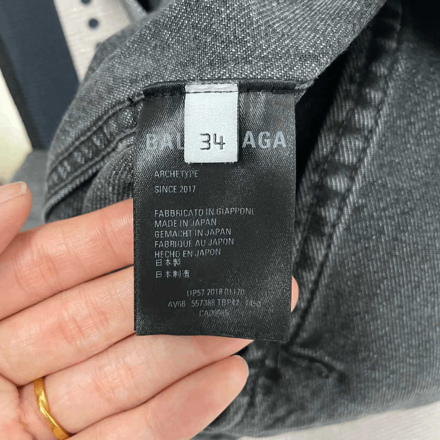 Balenciaga Balenciaga Back Letter Jacket Size XXS / US 00 / IT 34 - 4 Thumbnail