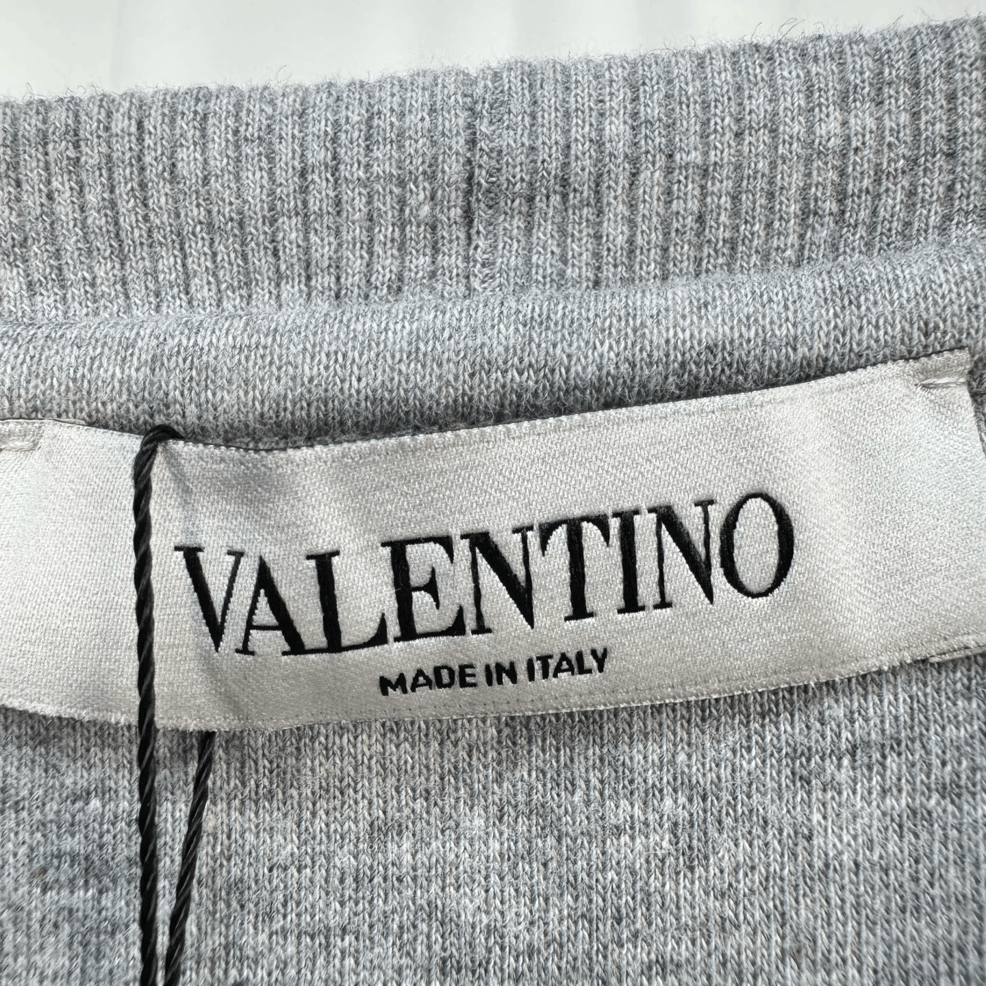 Valentino Valentino Rainbow Heart Beaded Sequin Sweatshirt Size S / US 4 / IT 40 - 5 Thumbnail