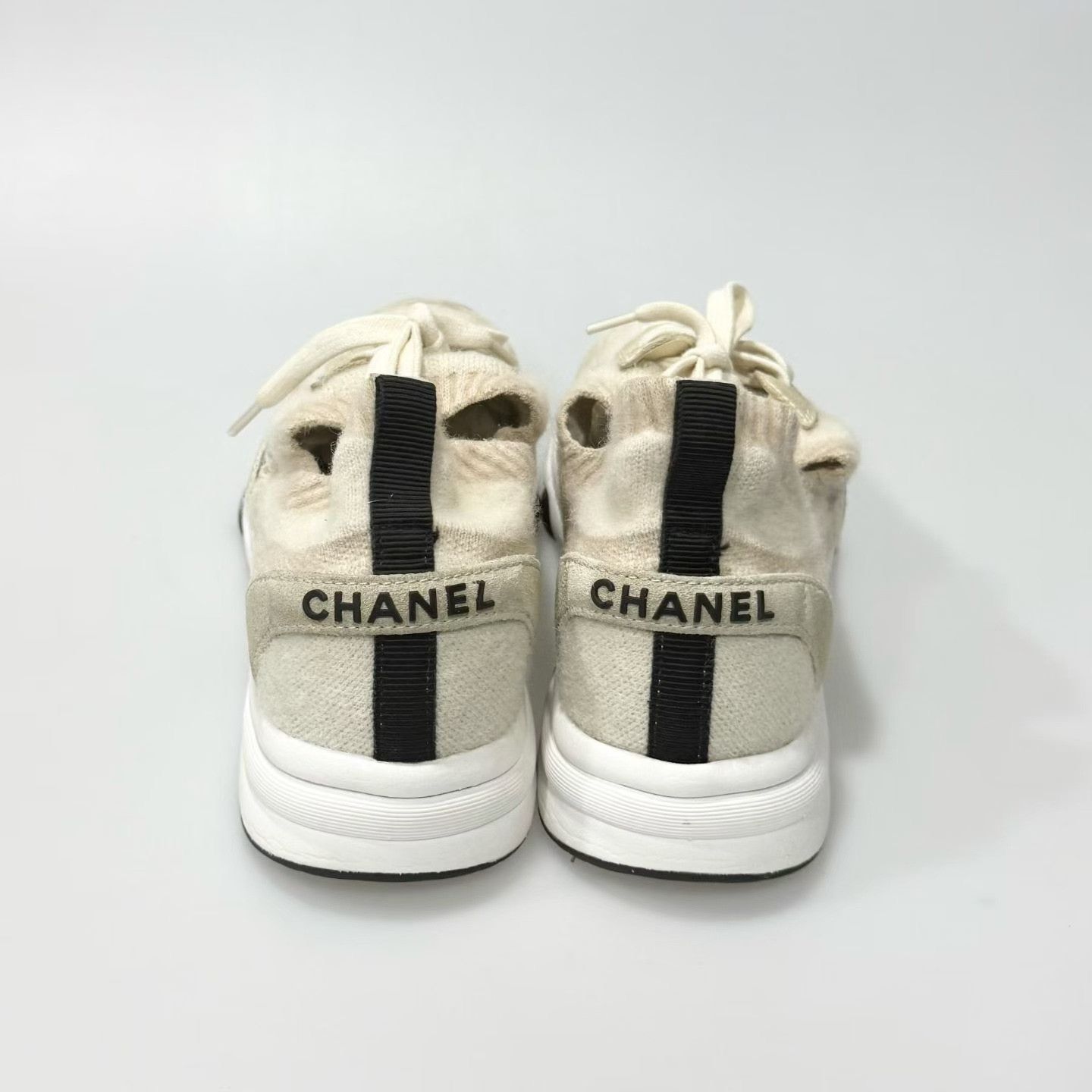 Chanel CHANEL Beige Knit Sneakers Size US 7.5 / IT 37.5 - 4 Thumbnail