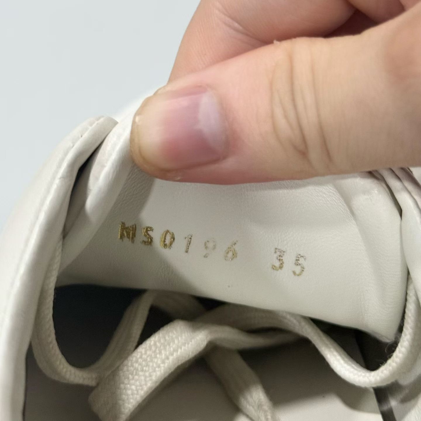 Louis Vuitton LV Classic Metallic White Sneakers Size US 4 / IT 34 - 6 Thumbnail