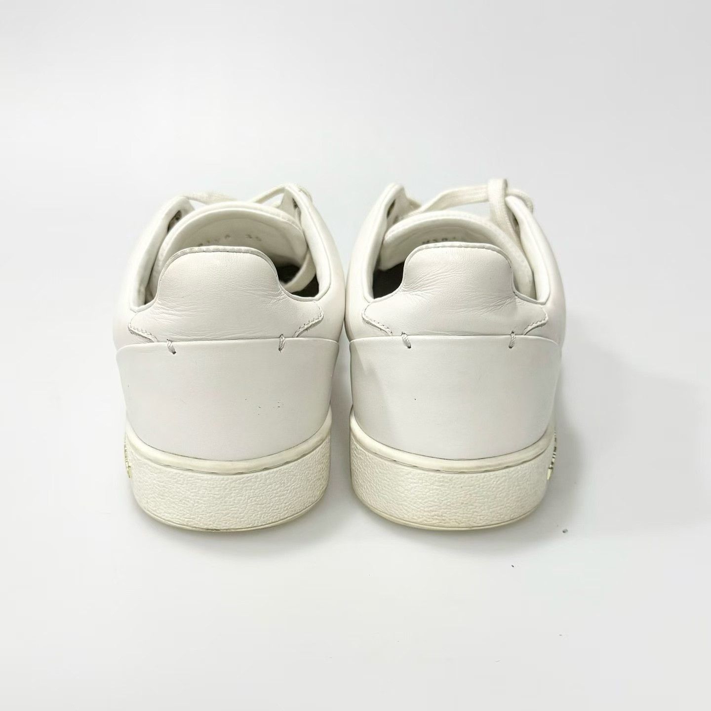Louis Vuitton LV Classic Metallic White Sneakers Size US 4 / IT 34 - 4 Thumbnail