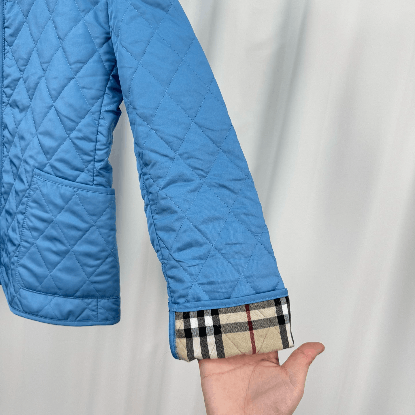 Burberry Burberry Quilted Check Lining Cotton Jacket Size XS / US 0-2 / IT 36-38 - 4 Thumbnail