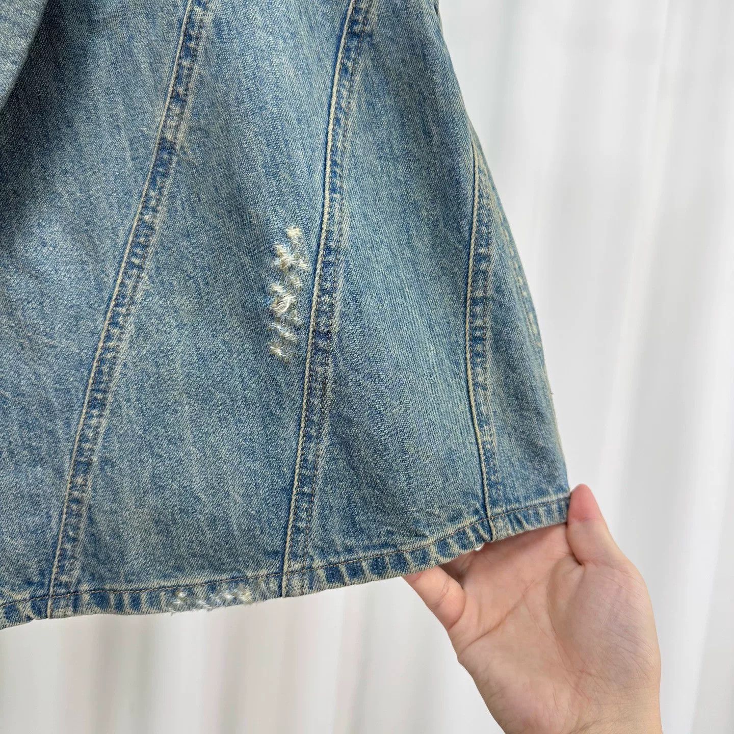 Miu Miu Miu Miu Bow Distressed Denim Skirt Size 38" / US 16 / IT 52 - 4 Thumbnail
