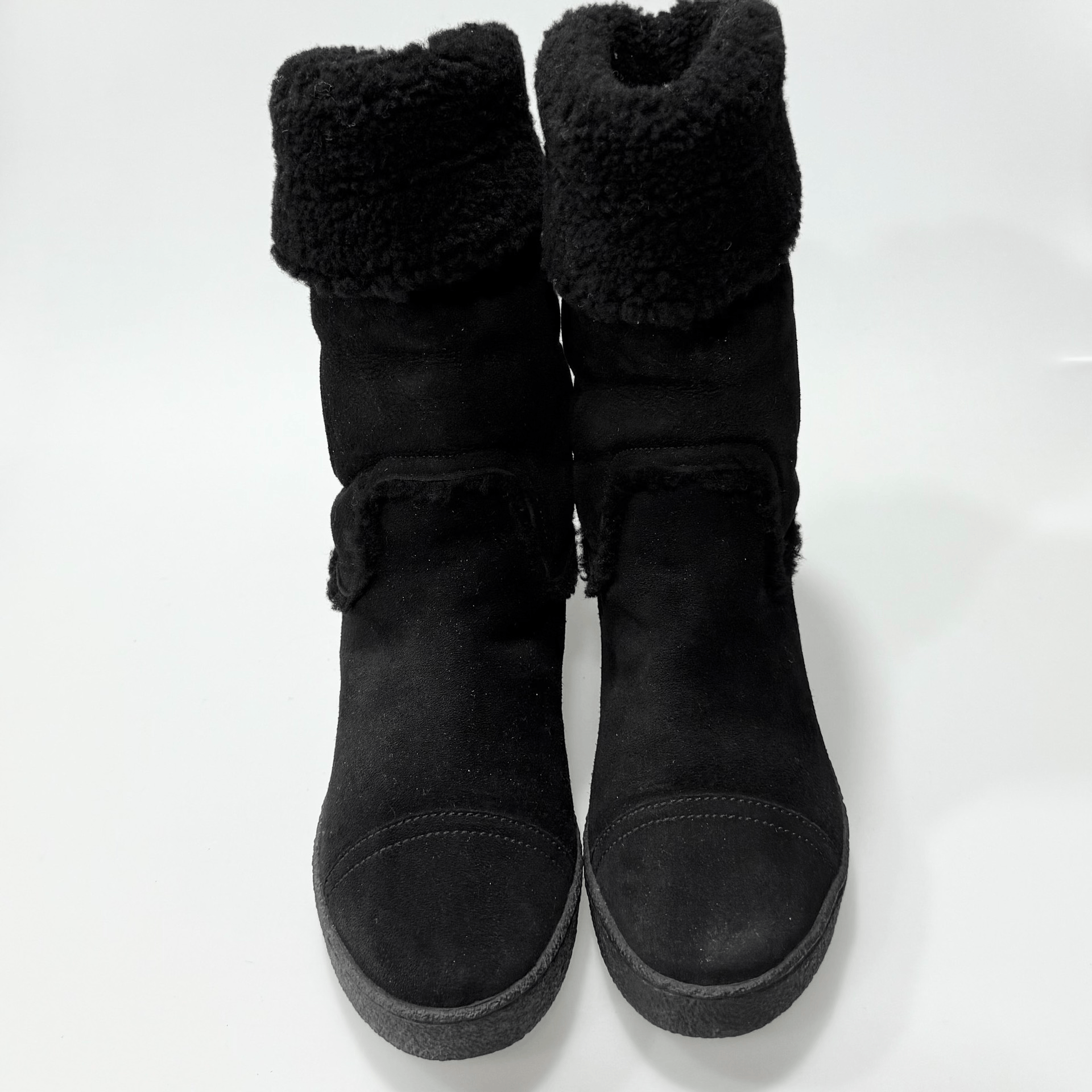 Chanel CHANEL Black Furry Suede Boots Size US 5 / IT 35 - 4 Thumbnail