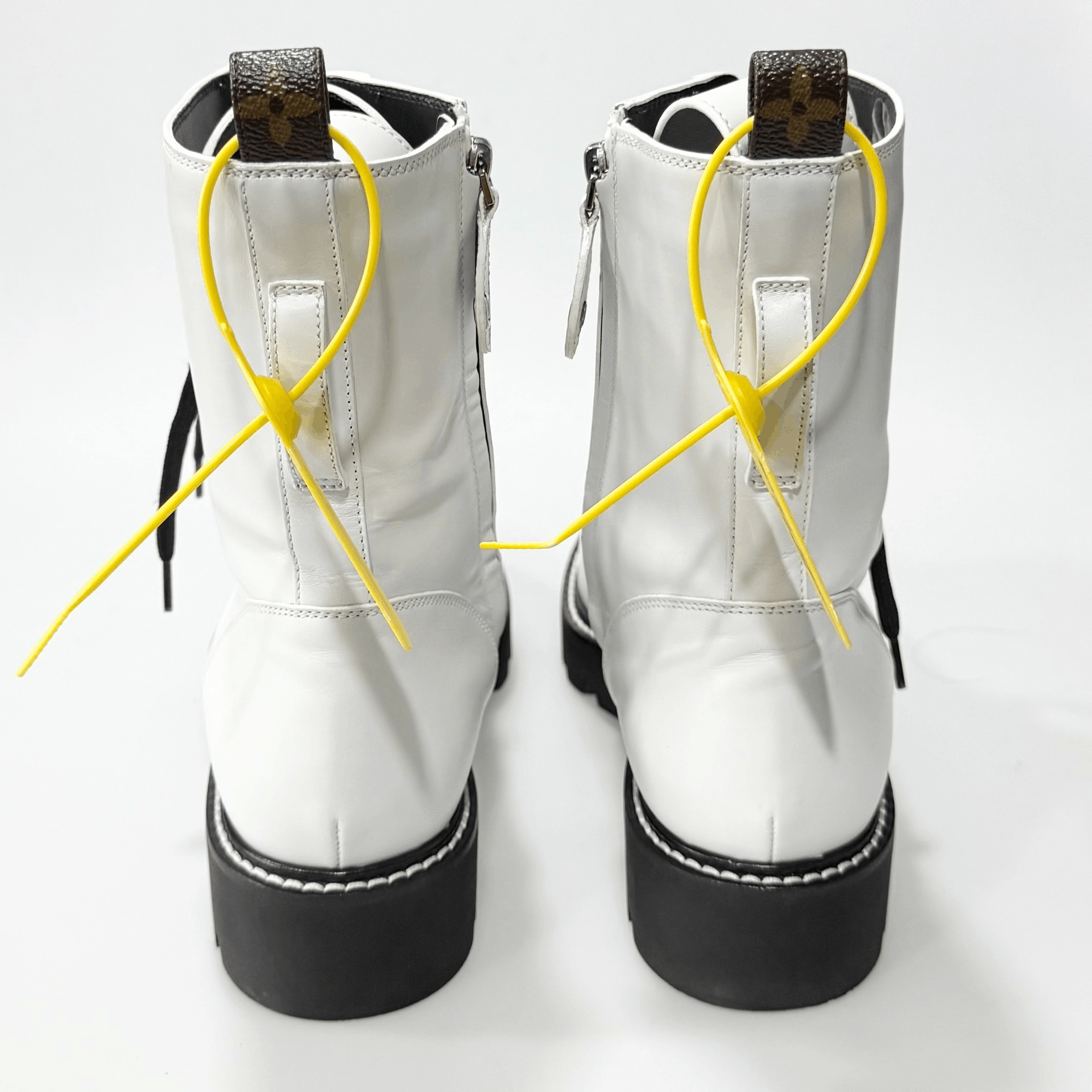 Louis Vuitton LV Territory Women's Martin Boots Size US 7 / IT 37 - 5 Thumbnail