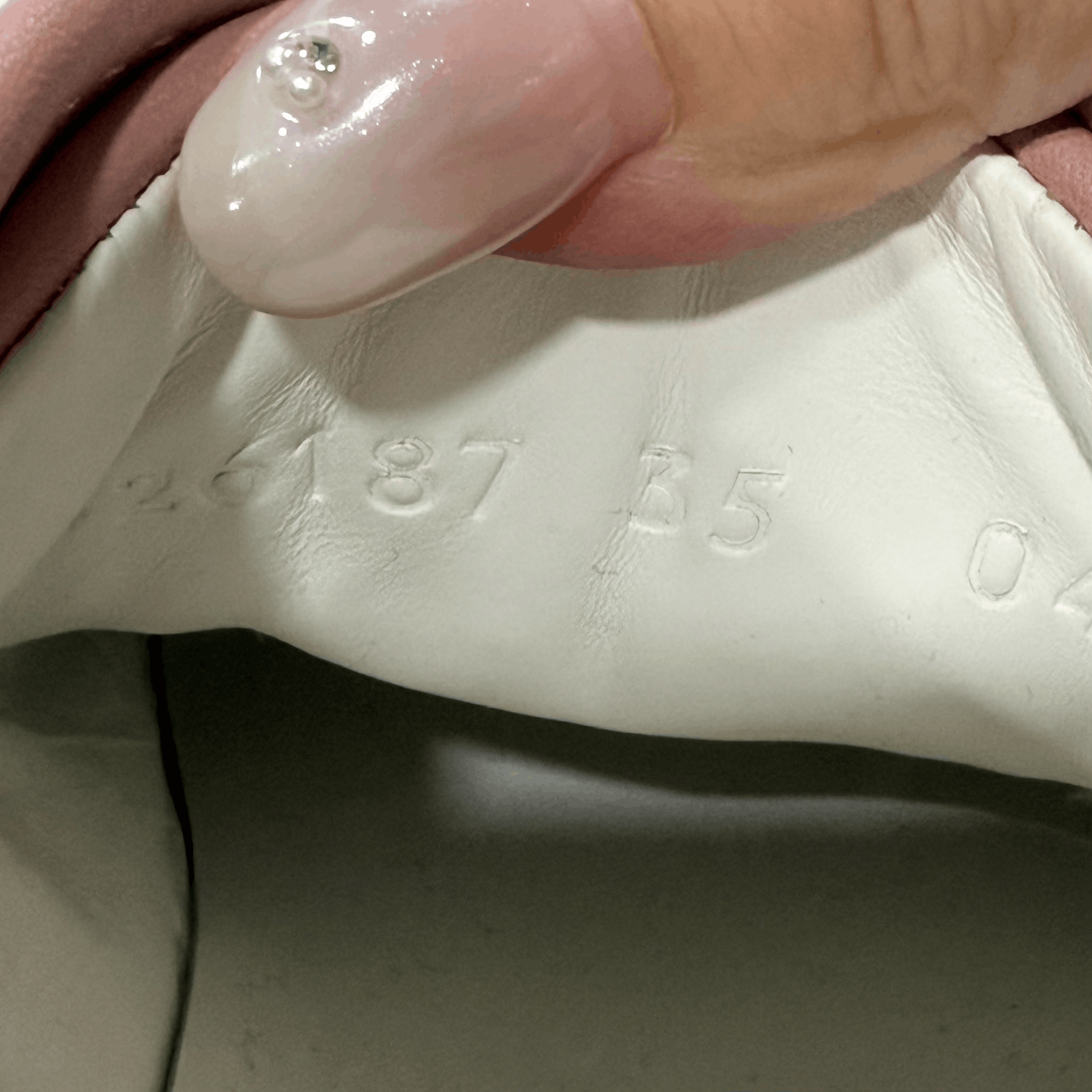 Gucci Gucci Pink Monogram Sneakers Size US 4 / IT 34 - 7 Thumbnail