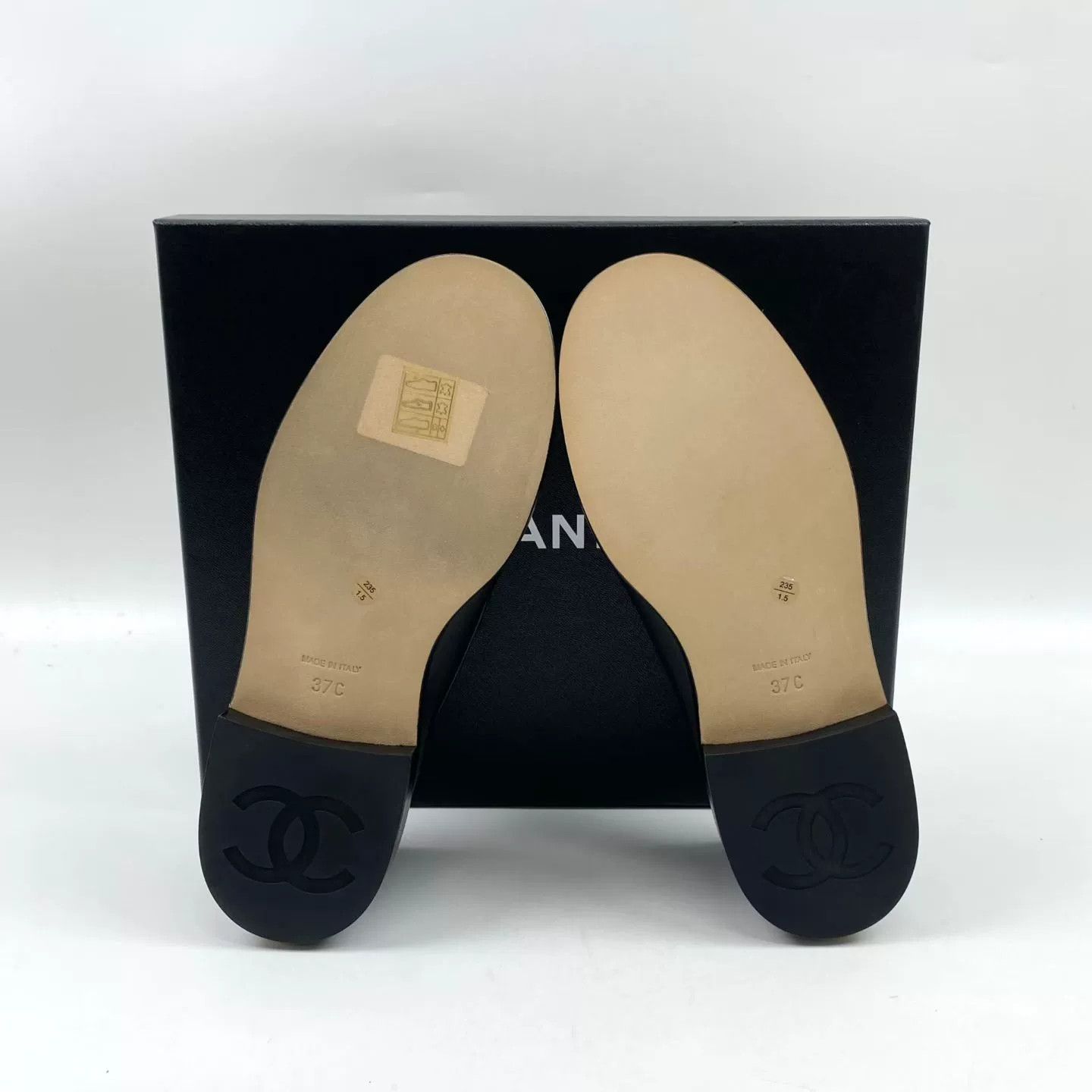 Chanel Chanel Black Chain Pearl Loafers Size US 6 / IT 36 - 6 Thumbnail