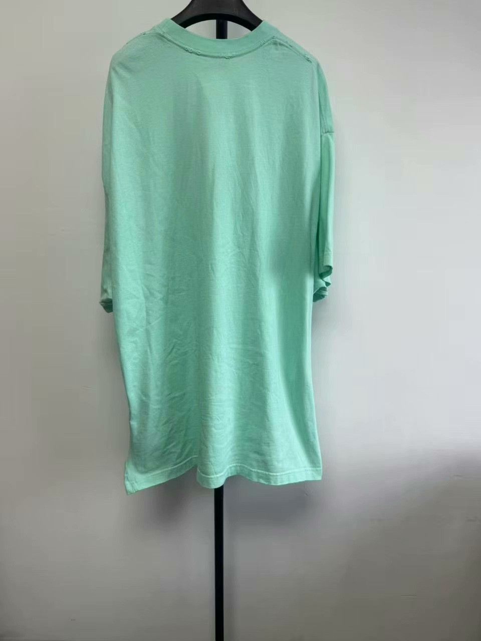 Balenciaga Balenciaga Distressed Solid Crewneck Tee Size L / US 10 / IT 46 - 2 Thumbnail