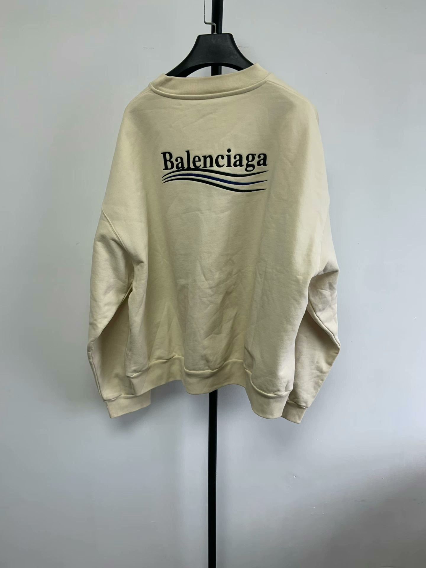 Balenciaga Balenciaga Logo Print Women's Beige Sweatshirt Size L / US 10 / IT 46 - 2 Thumbnail