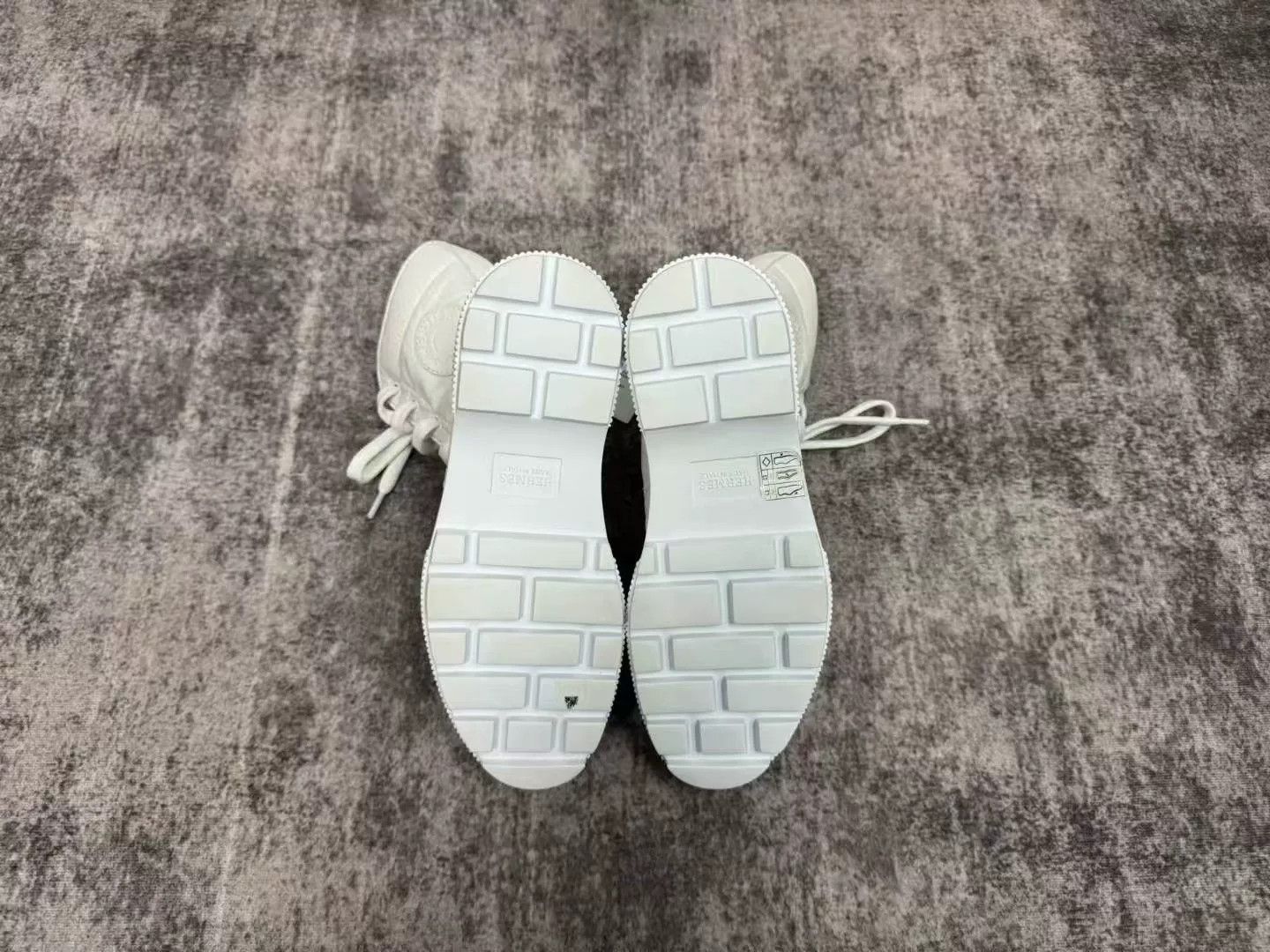 Hermes HERMES White High-Top Snow Boots Size US 4.5 / IT 34.5 - 8 Thumbnail