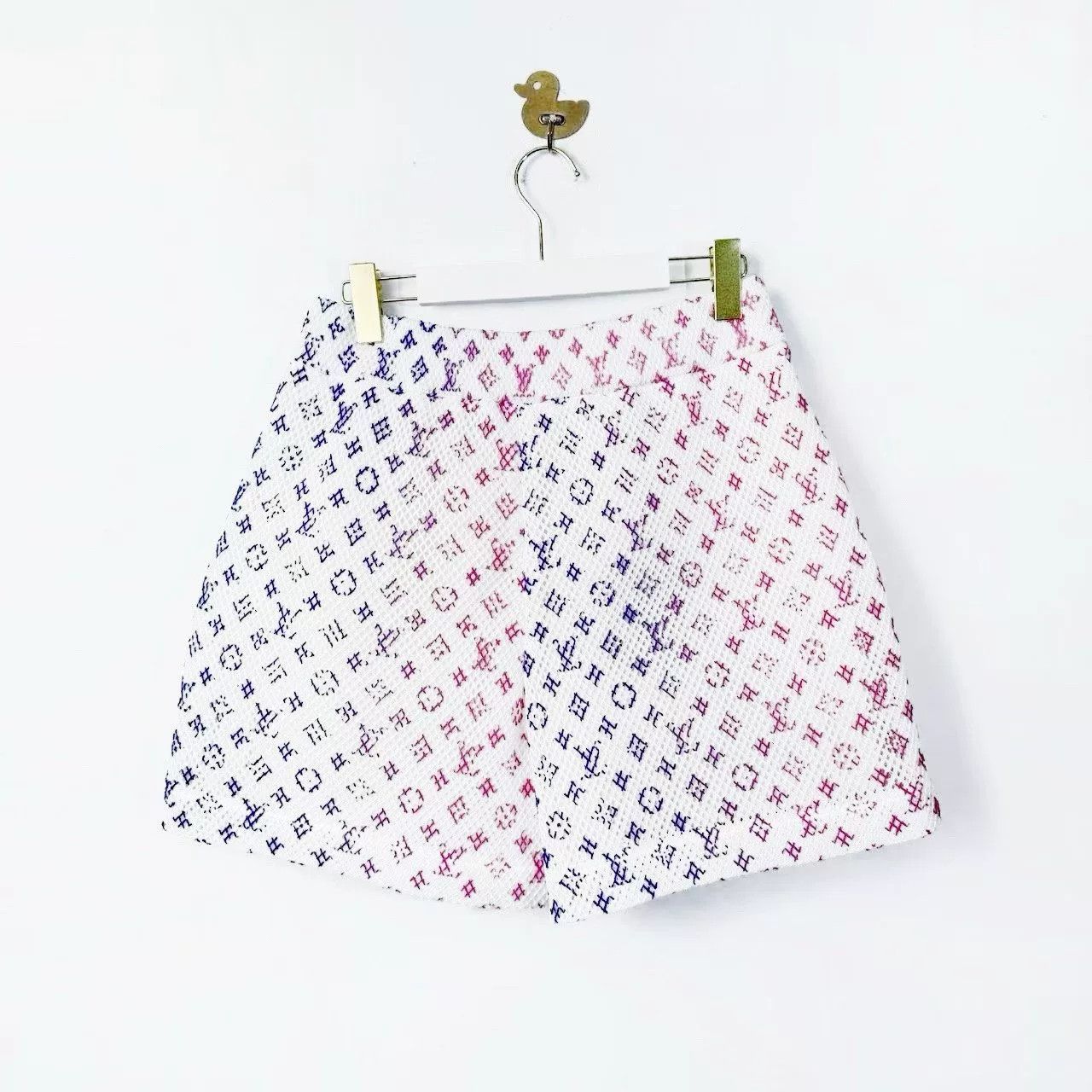 Louis Vuitton Louis Vuitton Rainbow Gradient Tulle Shorts Size 40" / US 18 - 2 Thumbnail