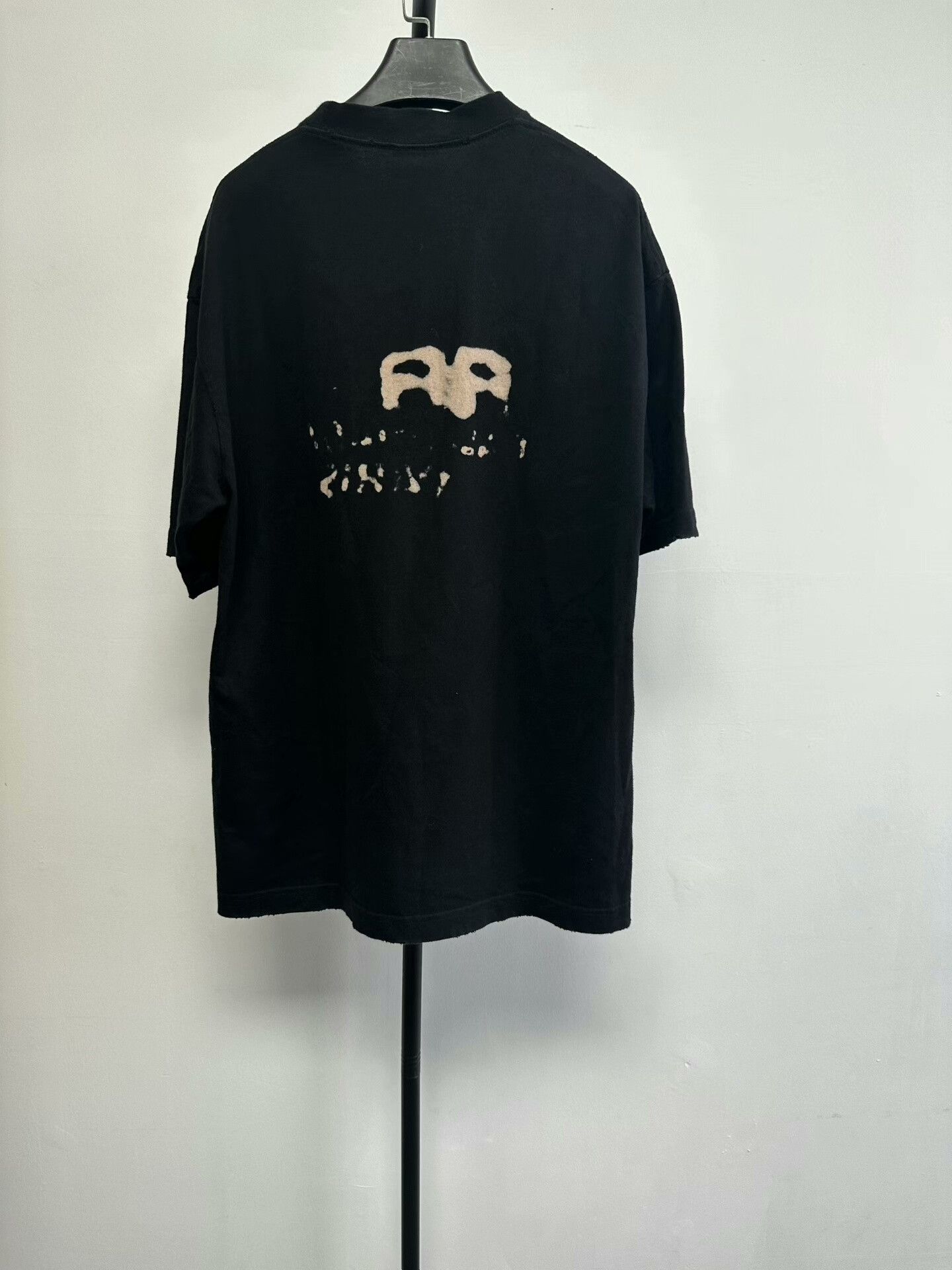 Balenciaga Balenciaga Letter Print Round Neck Short Sleeve Top Size XS / US 0-2 / IT 36-38 - 2 Thumbnail