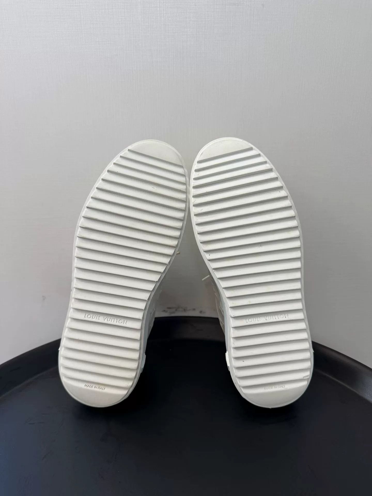 Louis Vuitton Louis Vuitton Time Out Sneakers Size US 6 / IT 36 - 5 Thumbnail