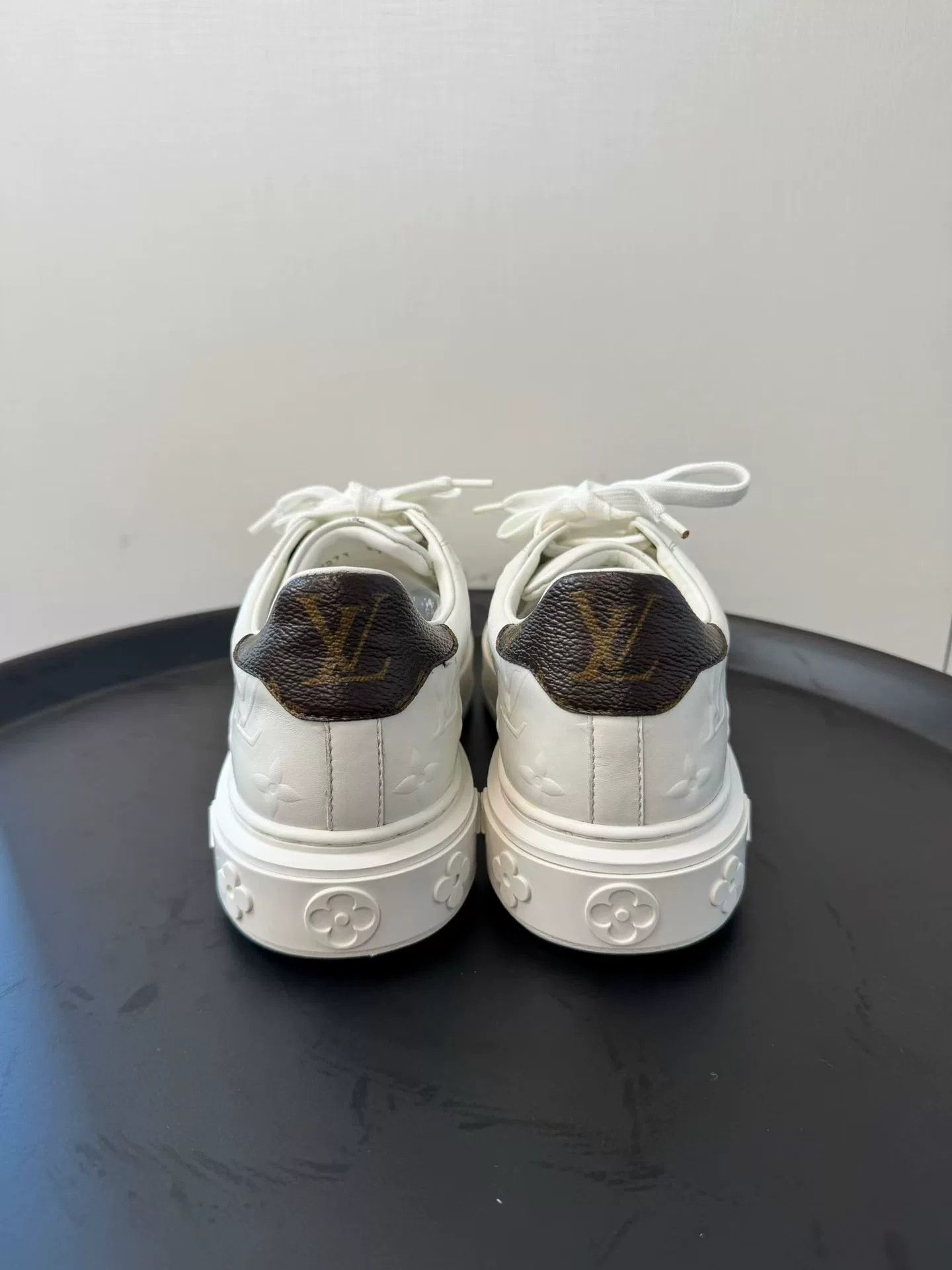 Louis Vuitton Louis Vuitton Time Out Sneakers Size US 6 / IT 36 - 4 Thumbnail