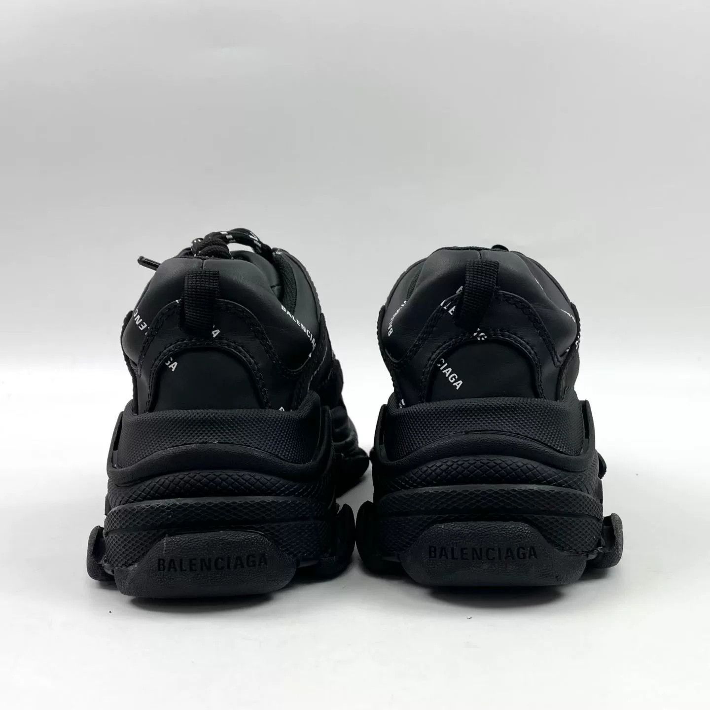 Balenciaga Balenciaga Black Chunky Sneakers Size US 5 / IT 35 - 5 Thumbnail