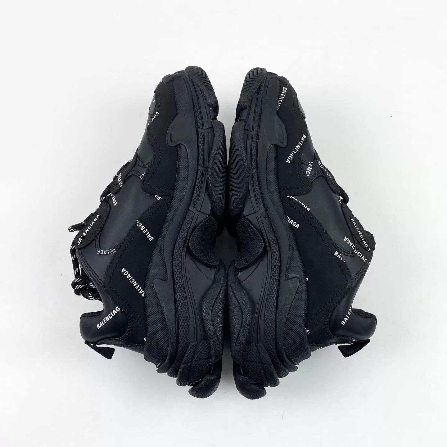 Balenciaga Balenciaga Black Chunky Sneakers Size US 5 / IT 35 - 3 Thumbnail