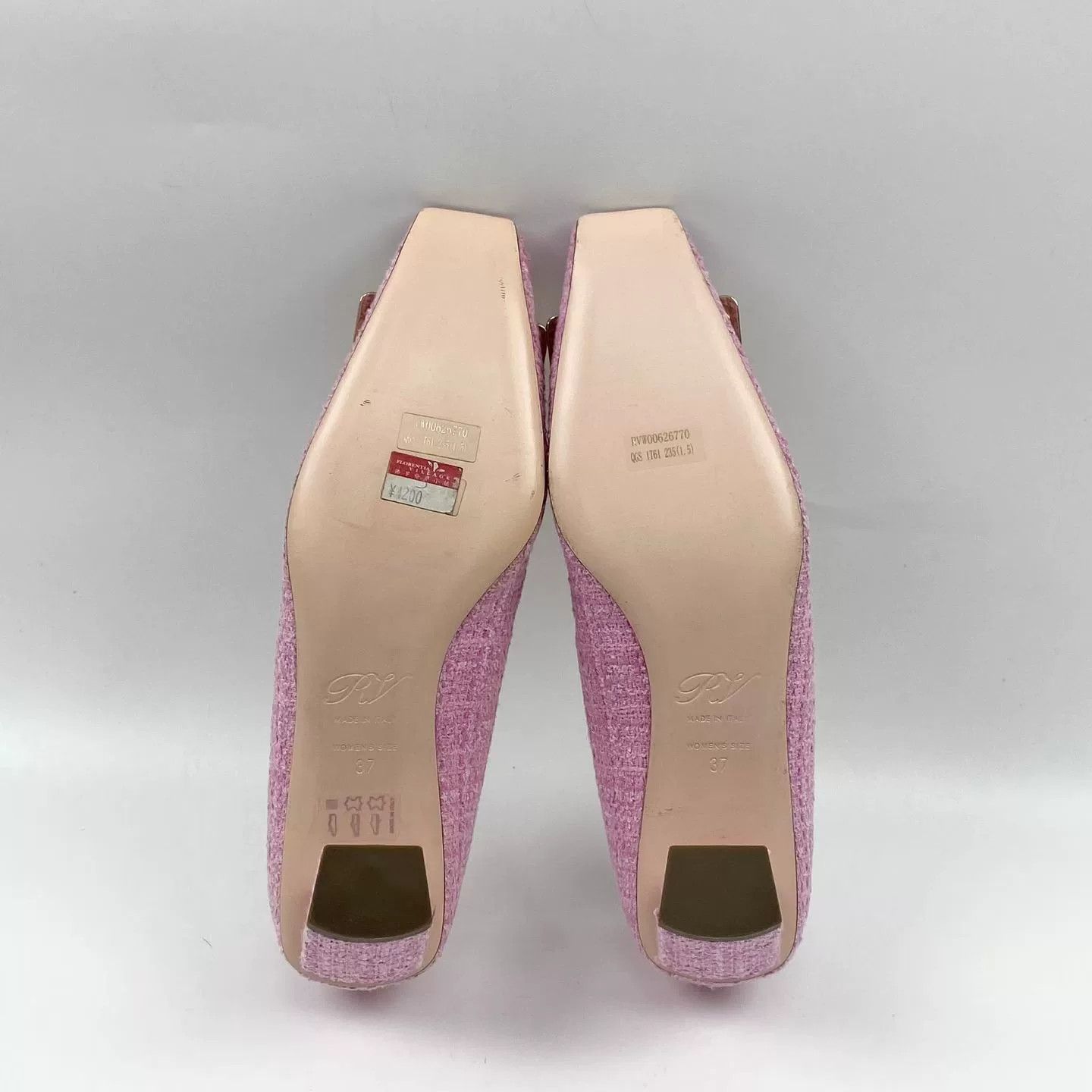 Roger Vivier RV Pink Women's Shoes Size 37 Size US 6 / IT 36 - 6 Thumbnail