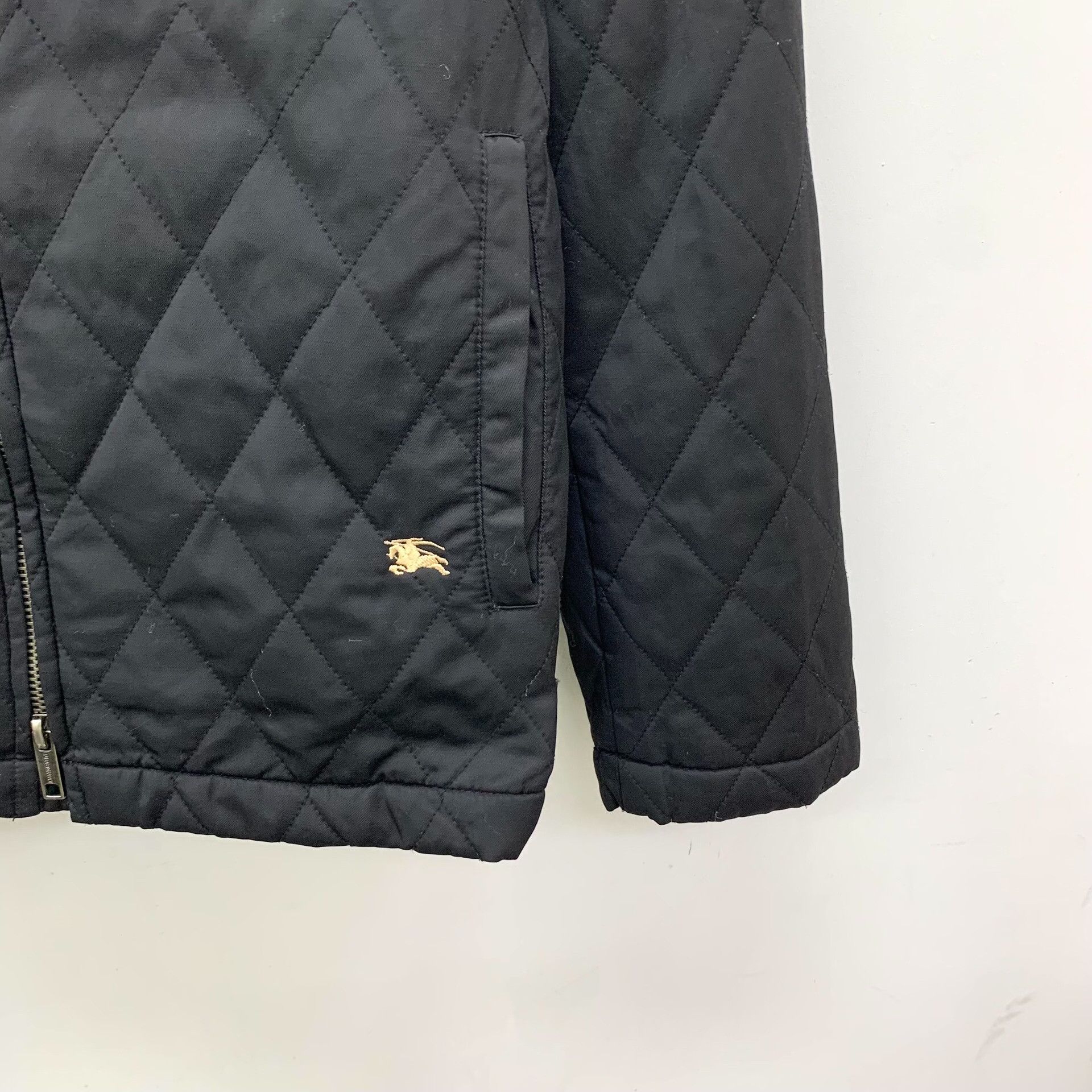 Burberry Burberry Quilted Knight Embroidery Jacket M Size US M / EU 48-50 / 2 - 5 Thumbnail