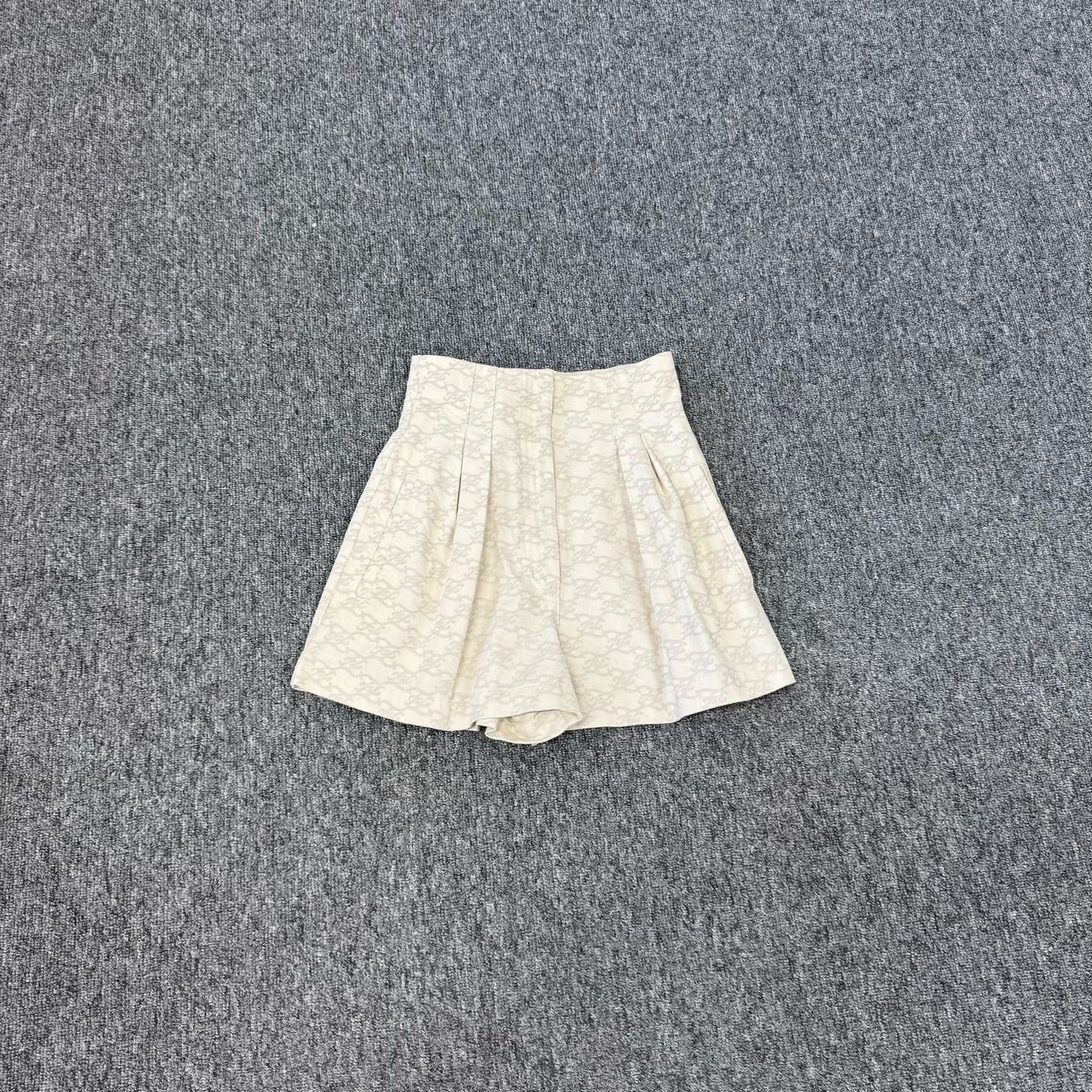 Fendi Fendi FF Monogram Denim Shorts IT 38 Size 26" / US 2 / IT 38 - 2 Thumbnail