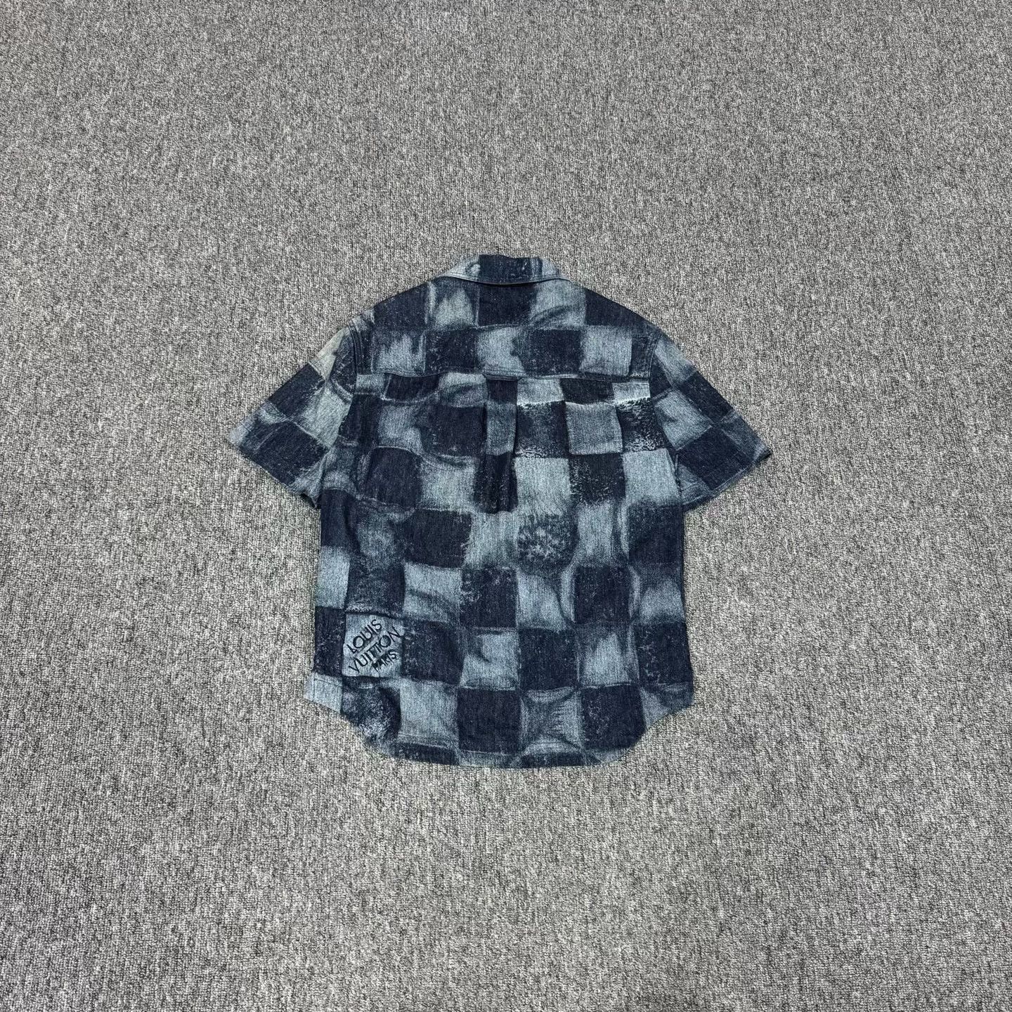Louis Vuitton Louis Vuitton Damier Denim Short Sleeve Shirt XS Size US XS / EU 42 / 0 - 3 Thumbnail