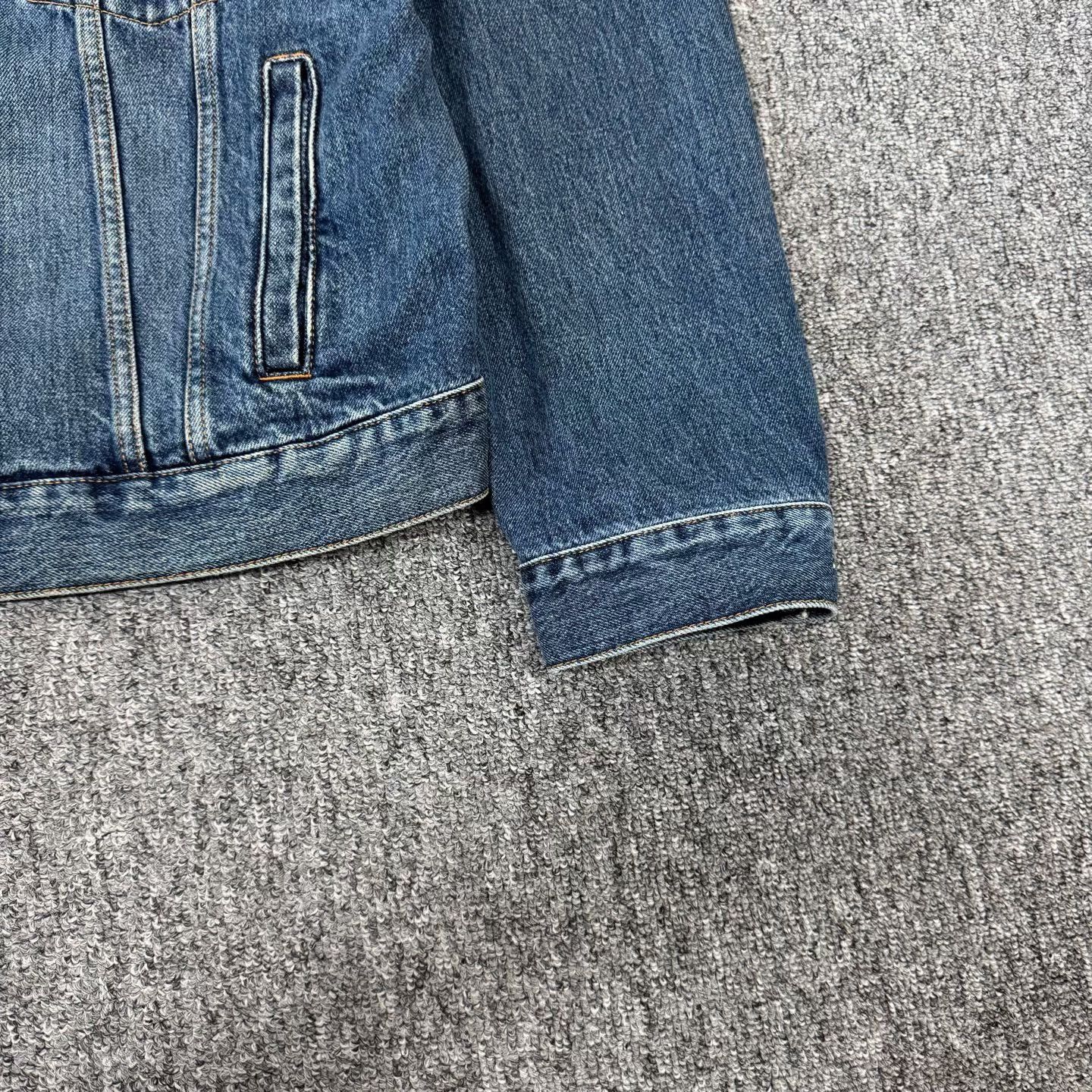Balenciaga Balenciaga Logo Print Denim Jacket 46 Size US S / EU 44-46 / 1 - 4 Thumbnail