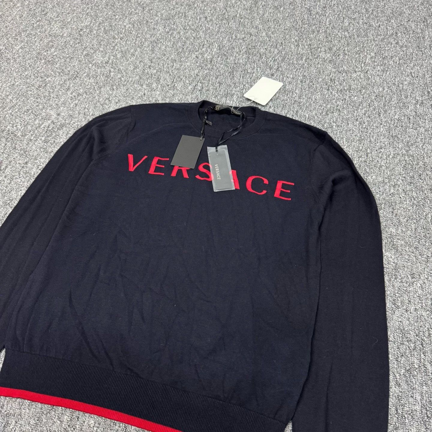 Versace Versace Red Logo Embroidered Crewneck Sweater 44 Size US S / EU 44-46 / 1 - 5 Thumbnail