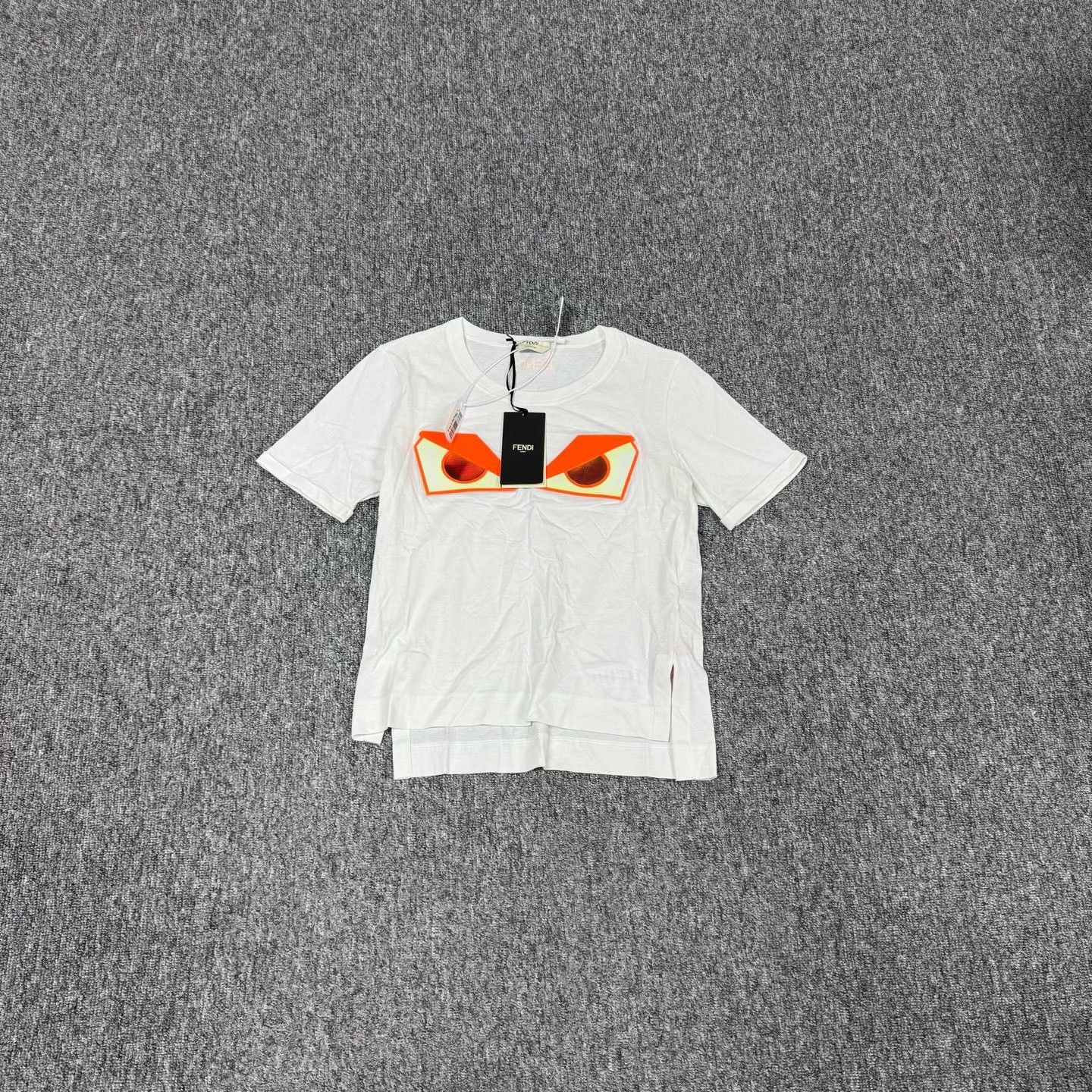 Fendi Fendi Bag Bug Monster Eyes T-Shirt Size 38 Size XS / US 0-2 / IT 36-38 - 2 Thumbnail