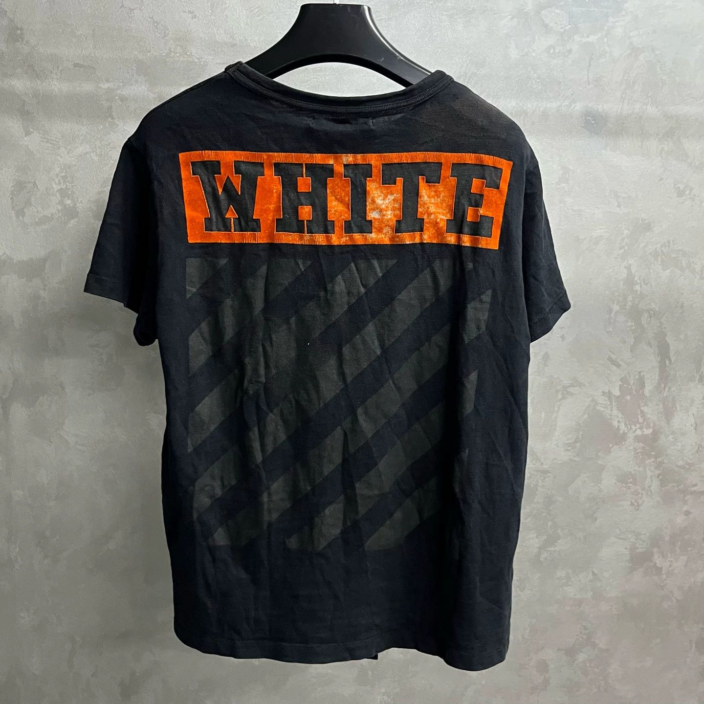 Off-White Off-White Stripe Logo T-Shirt Size S Size US S / EU 44-46 / 1 - 3 Thumbnail