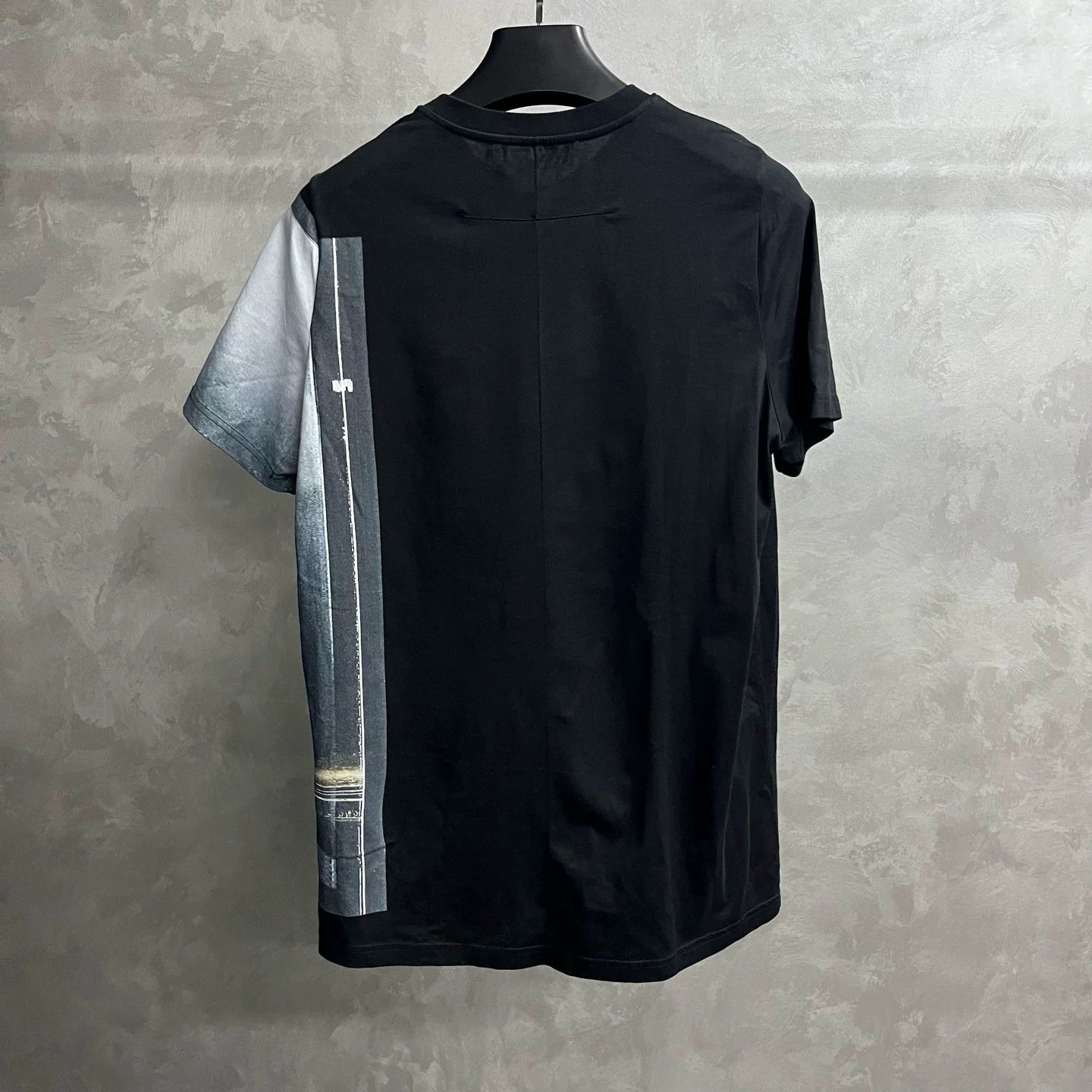 Givenchy Givenchy Bambi Graphic Print T-Shirt XS Size US XS / EU 42 / 0 - 5 Thumbnail