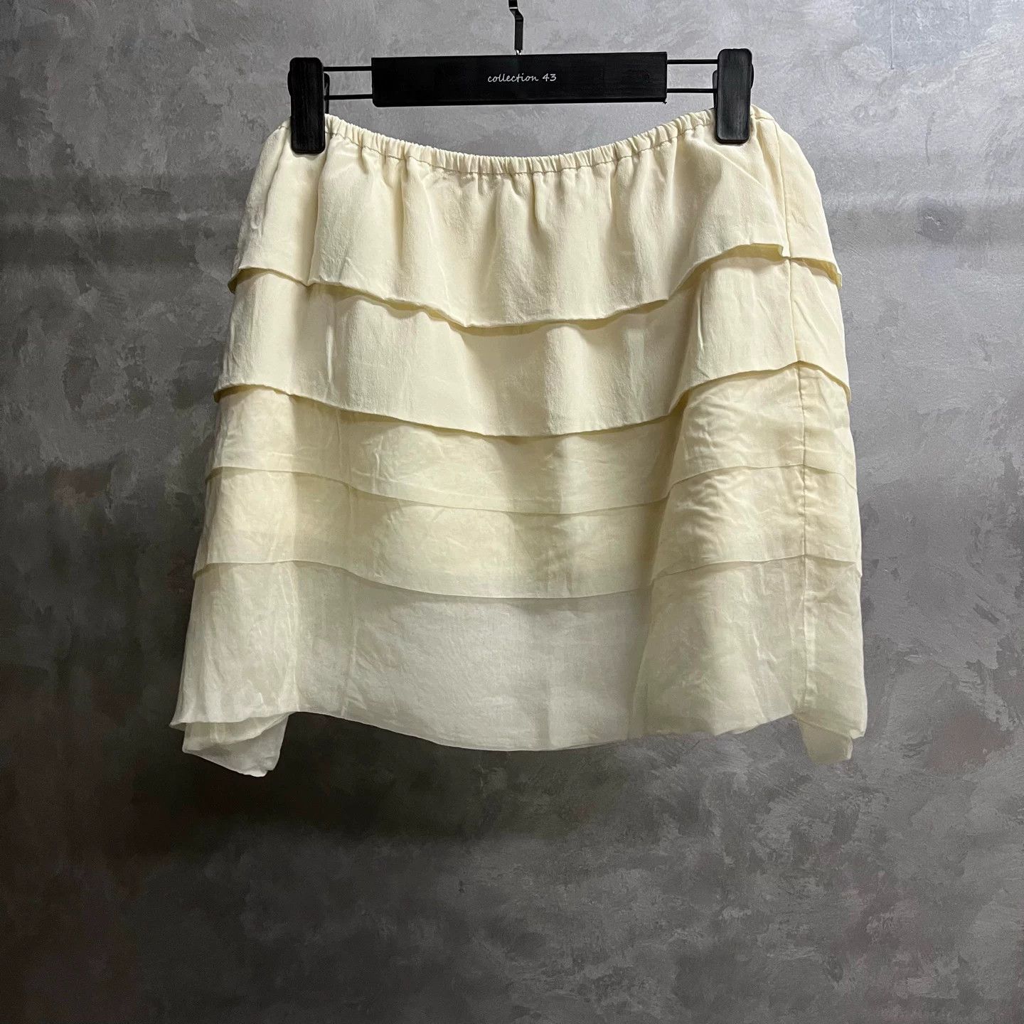 Miu Miu Miu Miu Silk Tiered Ruffle Mini Skirt 38 Size 26" / US 2 / IT 38 - 5 Thumbnail