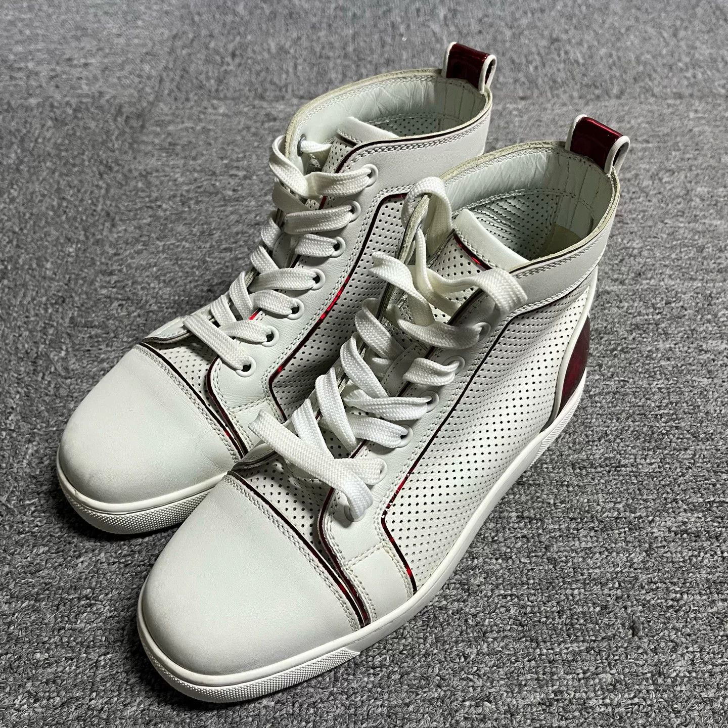 Christian Louboutin Christian Louboutin White Patent Hi-Top Sneakers 36 Size US 6 / IT 36 - 2 Thumbnail