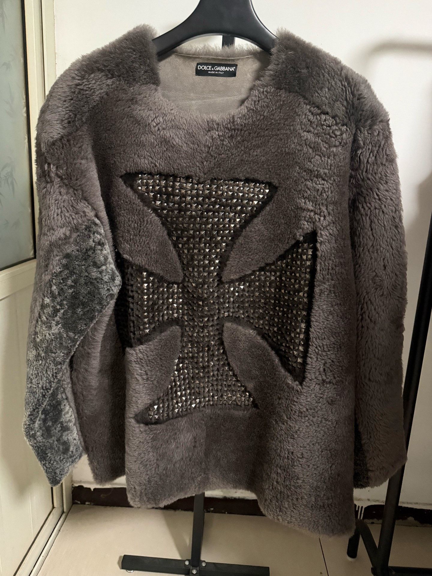 Dolce & Gabbana Dolce & Gabbana Studded Shearling Pullover Size 44 Size US S / EU 44-46 / 1 - 2 Thumbnail
