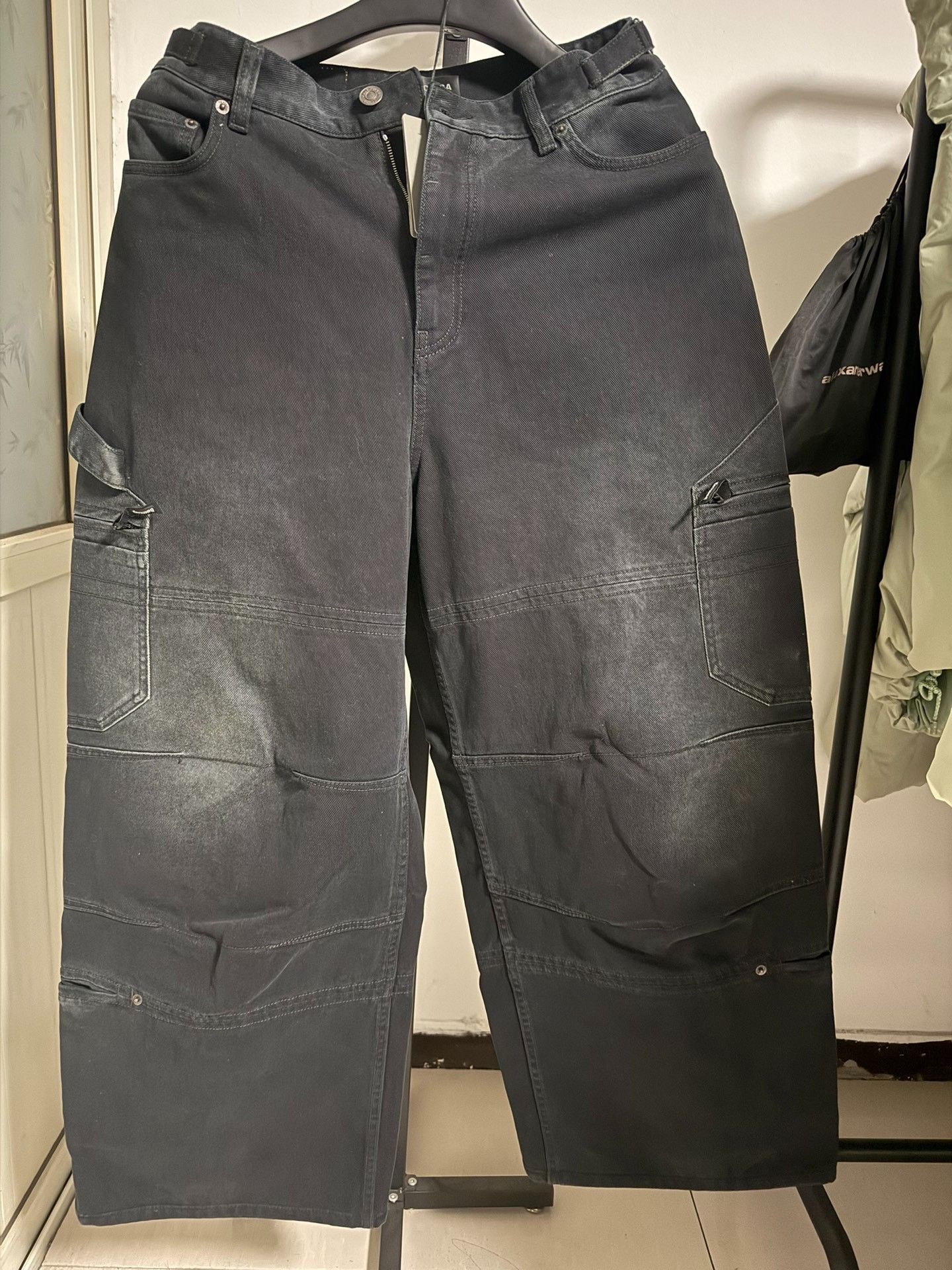Balenciaga Balenciaga Washed Carpenter Cargo Jeans XS Size US 28 / EU 44 - 2 Thumbnail