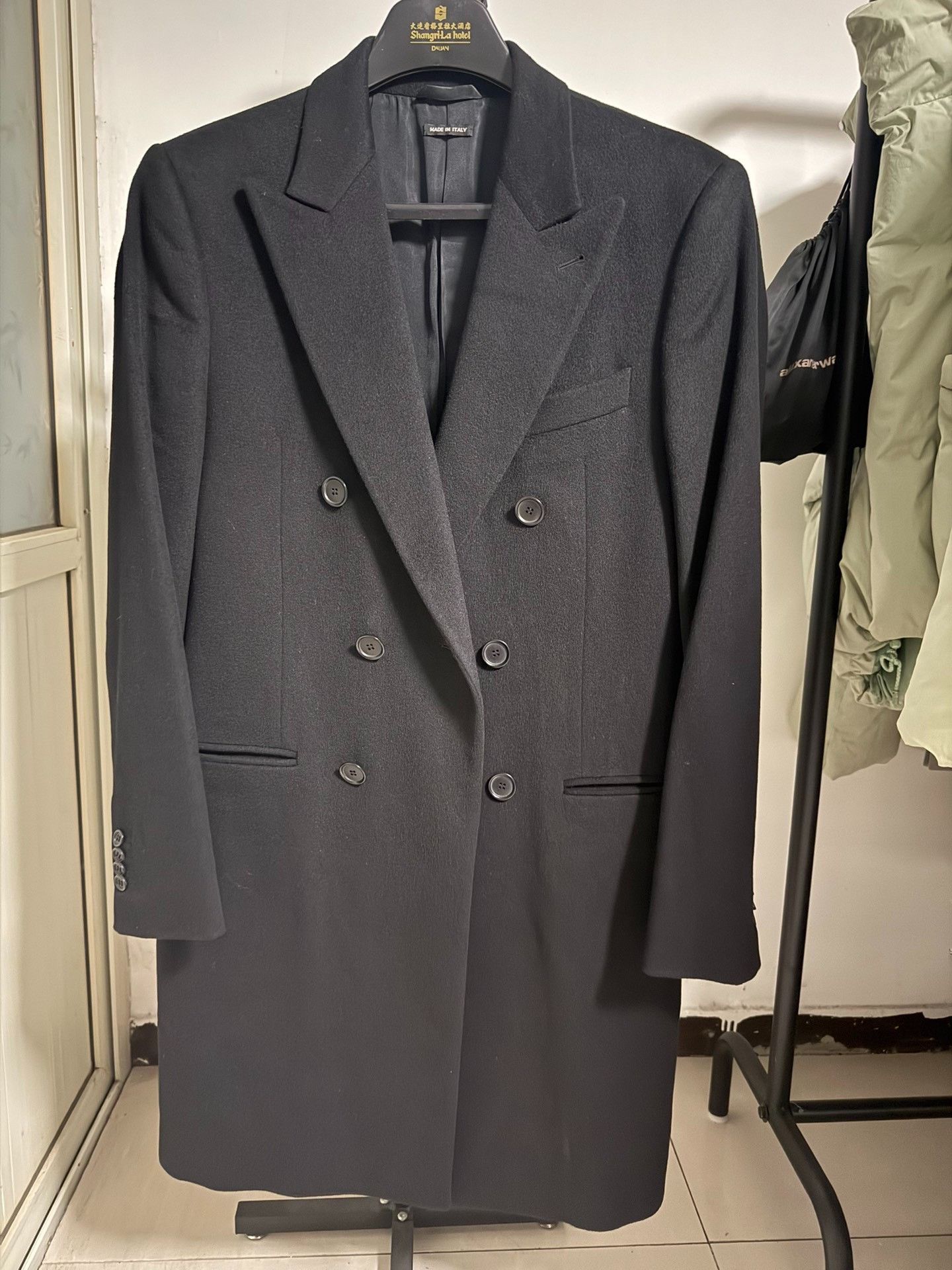 Giorgio Armani Giorgio Armani Cashmere Double Breasted Coat M Size US M / EU 48-50 / 2 - 2 Thumbnail