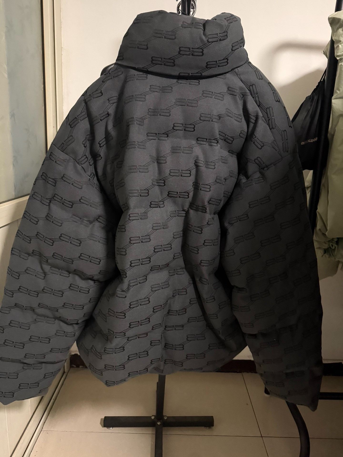 Balenciaga Balenciaga BB Monogram Puffer Jacket 44 Size US S / EU 44-46 / 1 - 3 Thumbnail