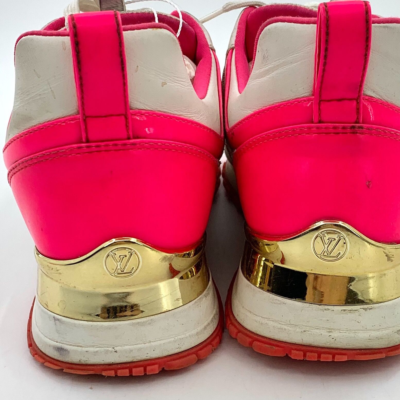Louis Vuitton Louis Vuitton Pink Run Away Sneakers Size 35 Size US 5 / IT 35 - 10 Thumbnail