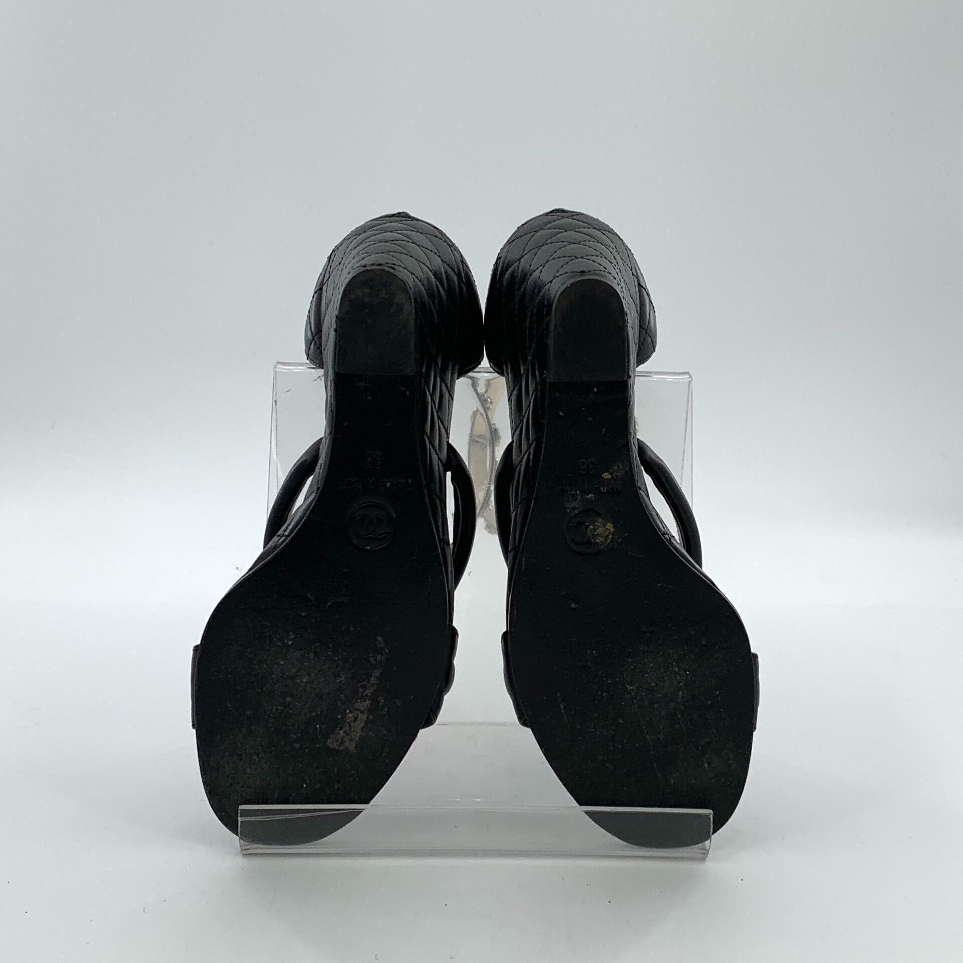 Chanel Chanel Quilted Leather Logo Wedge Heels 36 Size US 5 / IT 35 - 6 Thumbnail