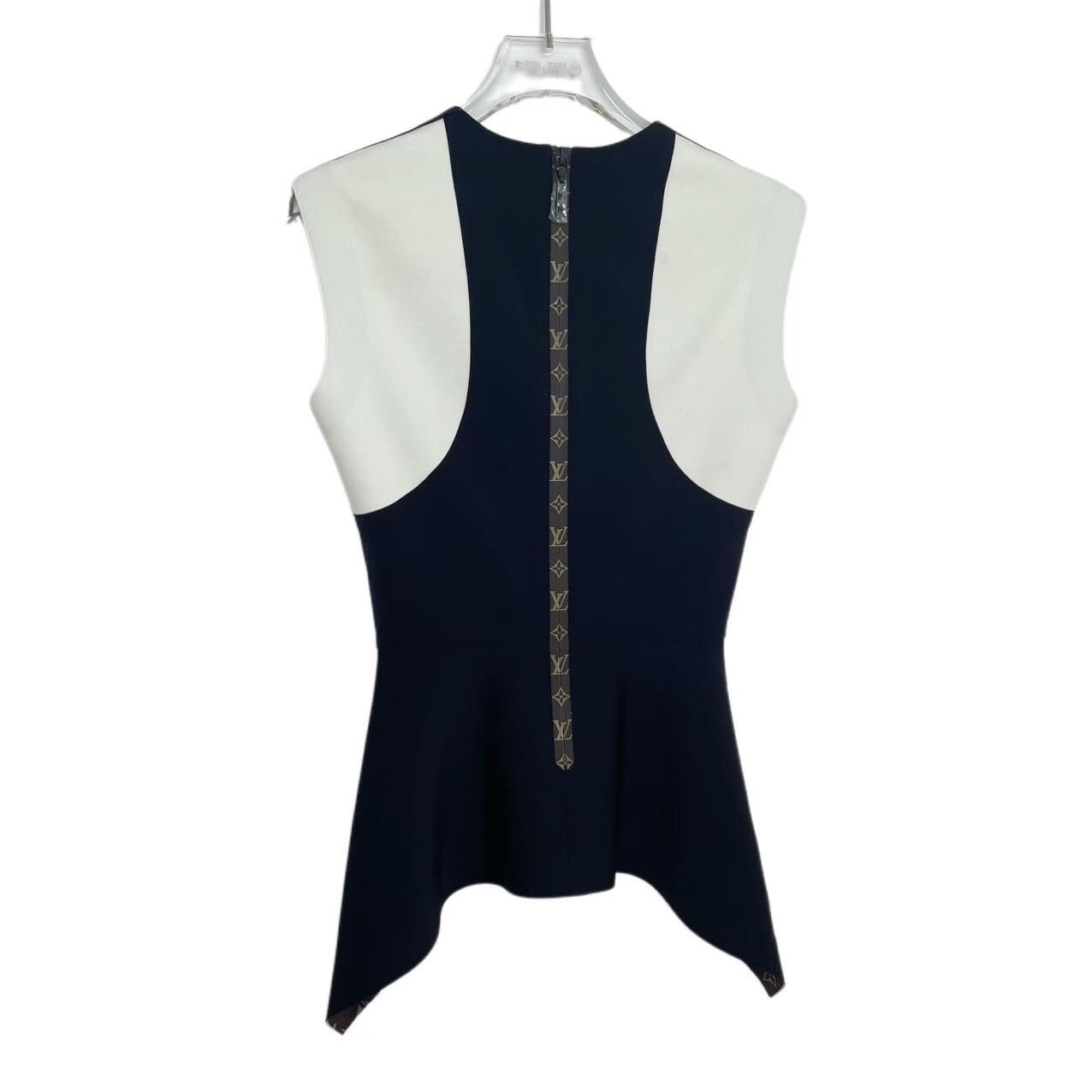 Louis Vuitton Louis Vuitton Bi-Color Monogram Trim Tank Top M Size M / US 6-8 / IT 42-44 - 3 Thumbnail